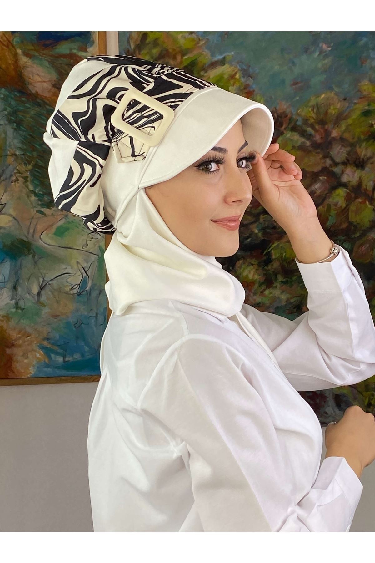 Parlak Zebralı Siyah Tokalı Tesettür Şapka Şal