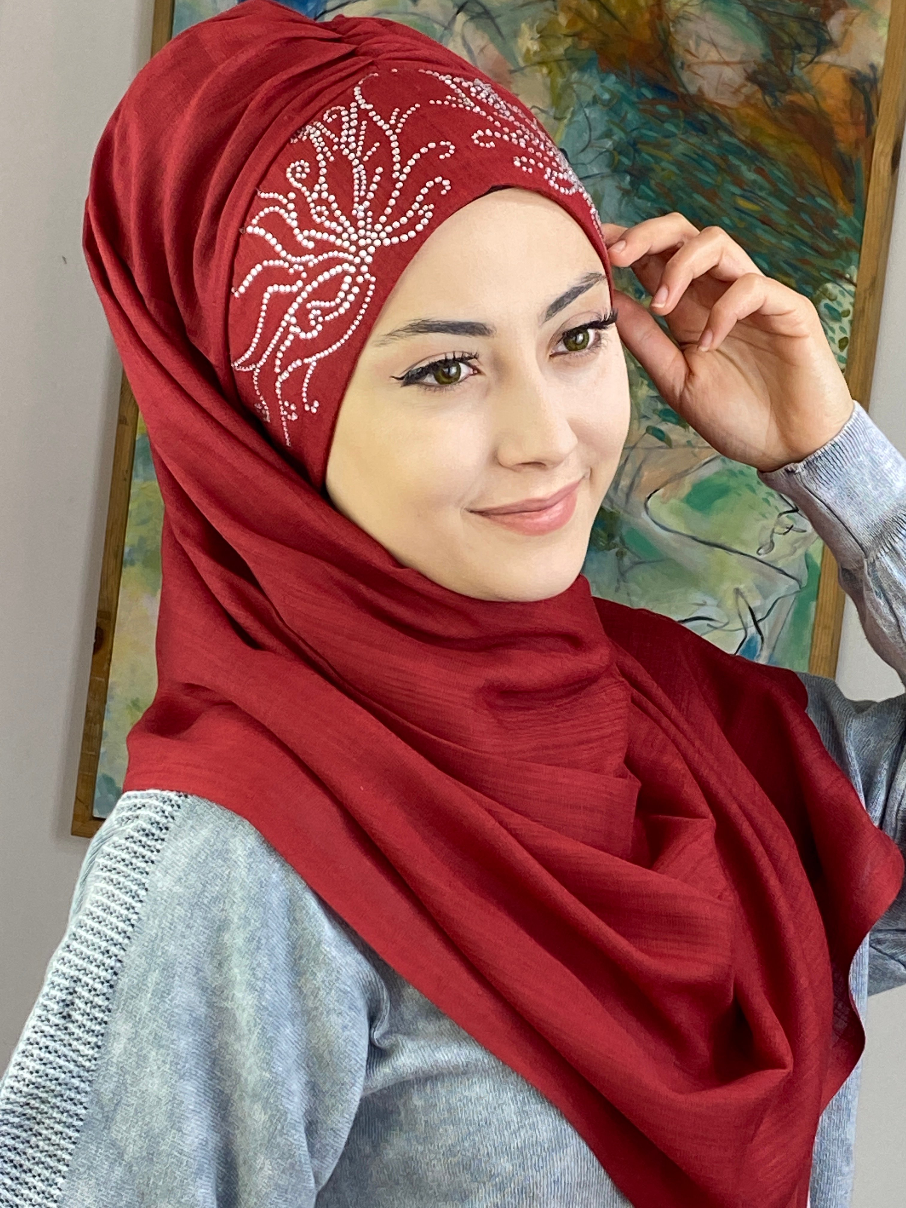 Yaprak Taşlı Model Büzgülü Şal