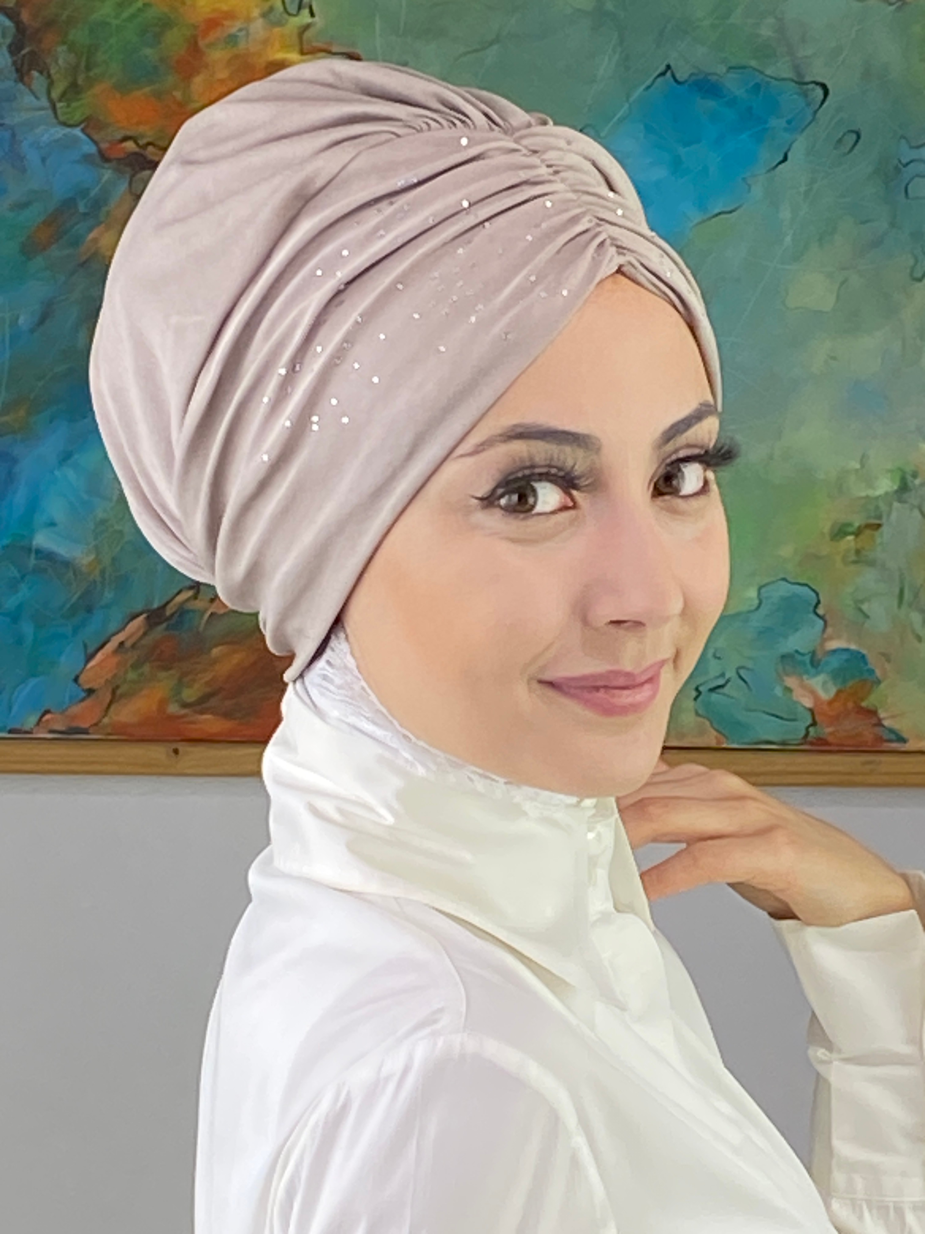 Sultan Model Taşlı Büzgülü Bone - taş rengi