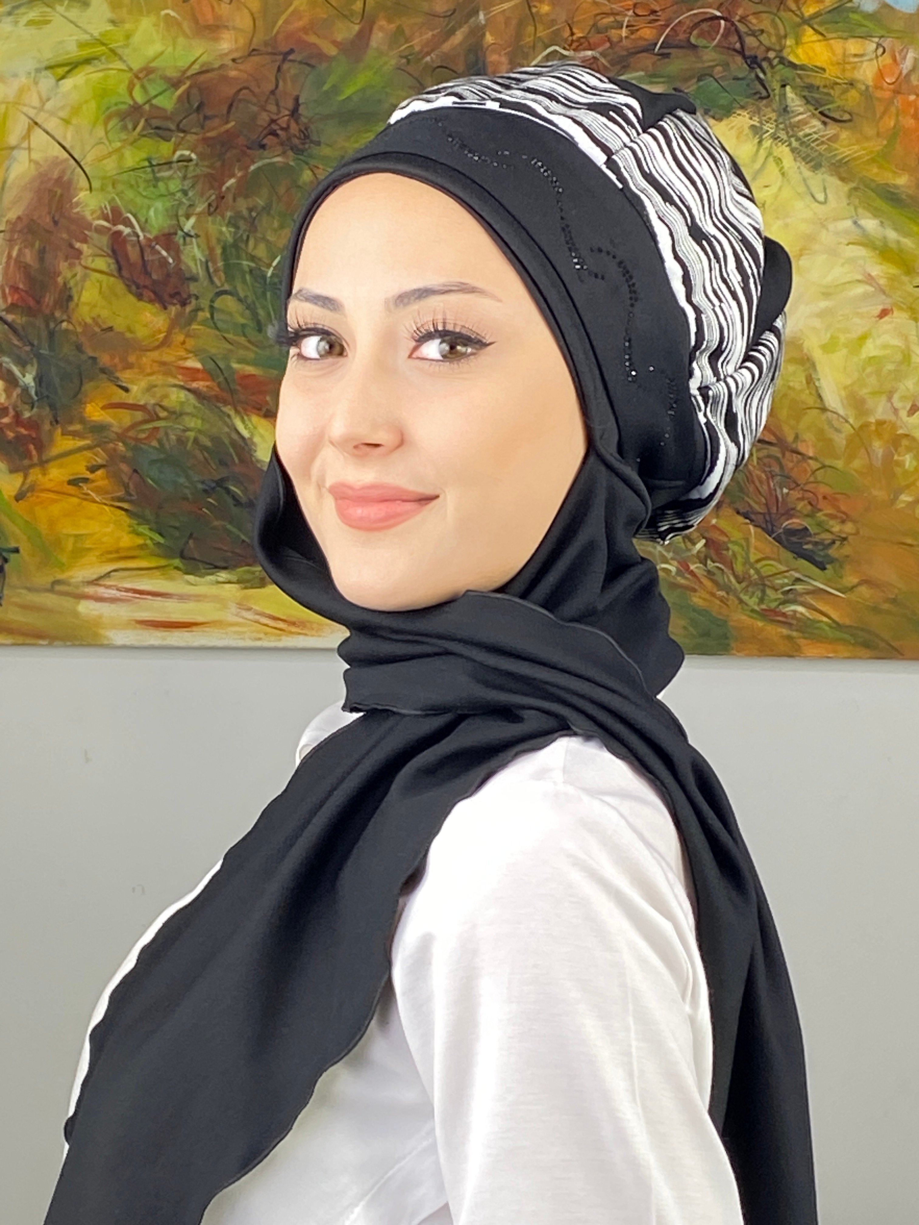 Çarkıfelek Model Çizgili Kemer Desenli Taşlı Atkılı Bere