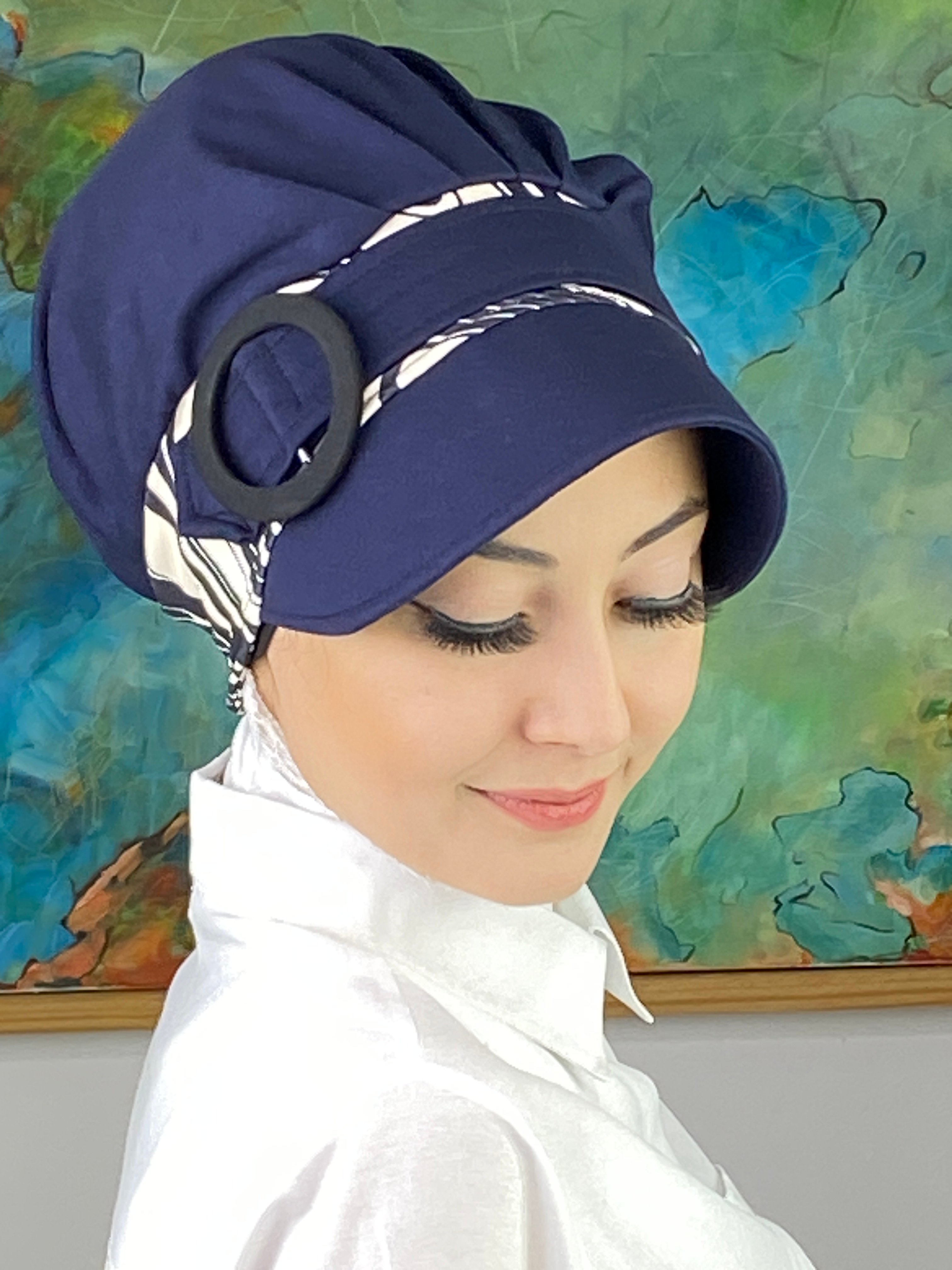 Nazlı Model Tokalı İnce Krem Zebra Desenli Tesettür Şapka