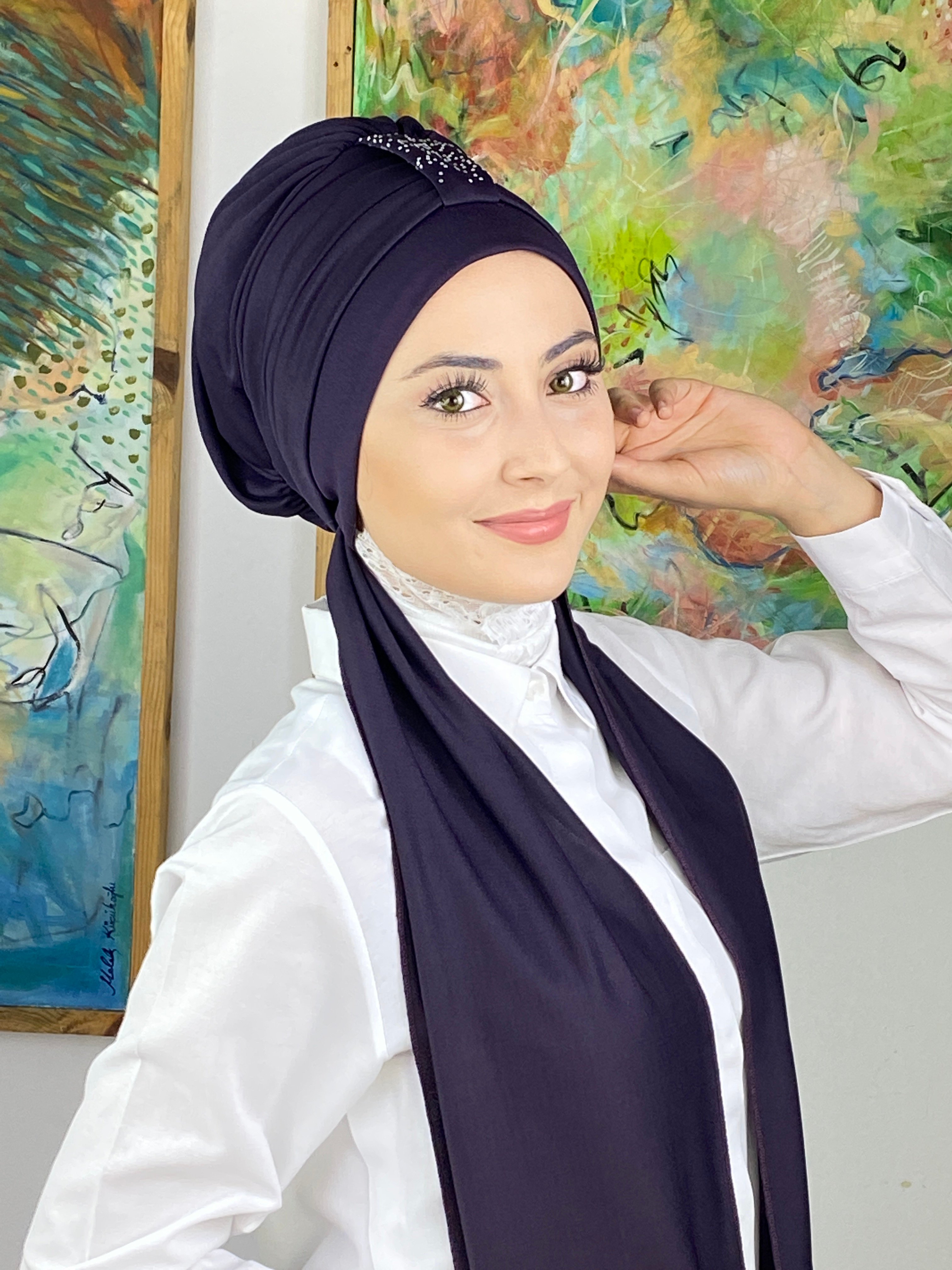 Hürrem Taşlı Tek Biritli Bone - siyah