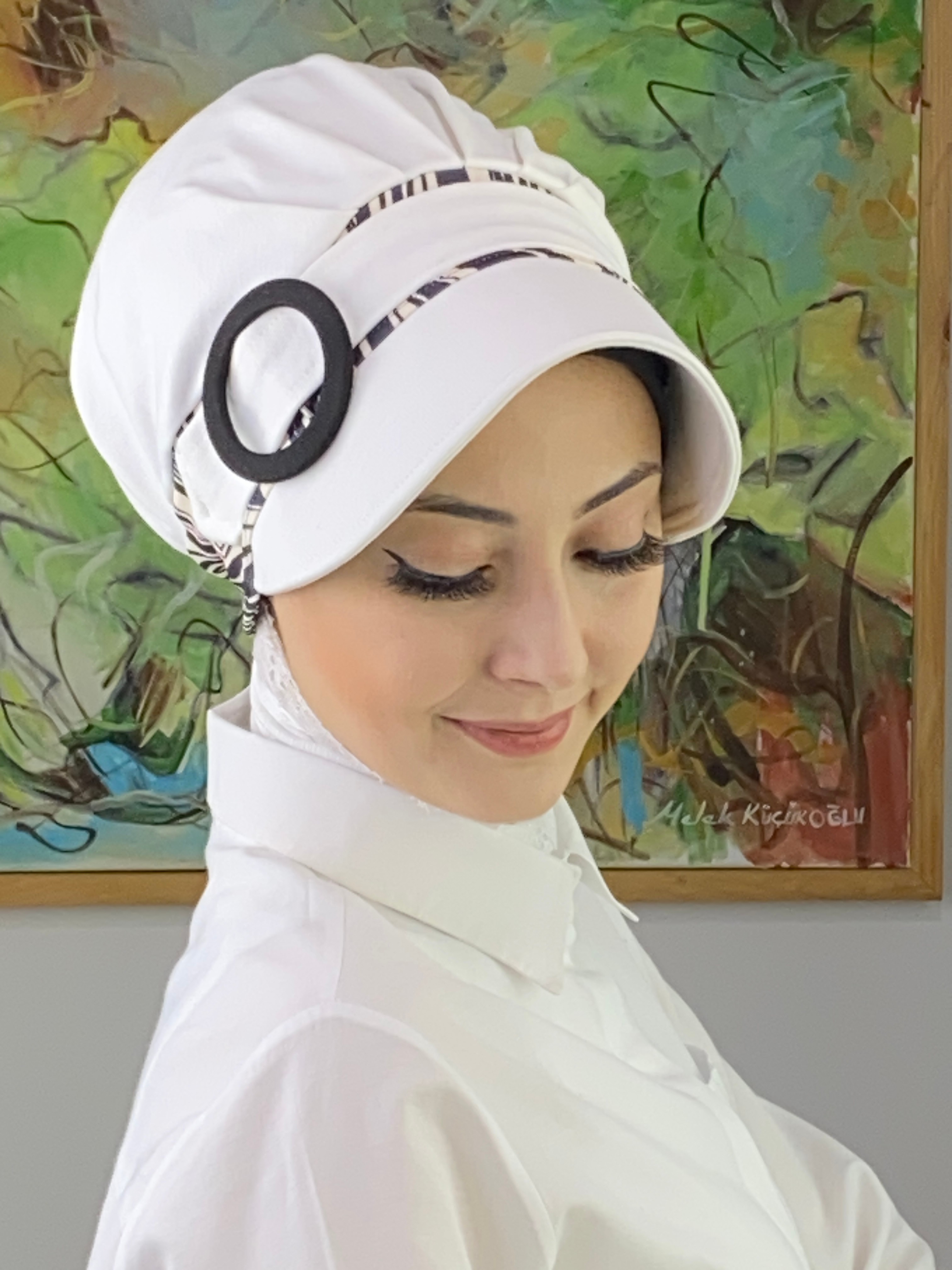 Nazlı Model Tokalı İnce Zebra Desenli Tesettür Şapka