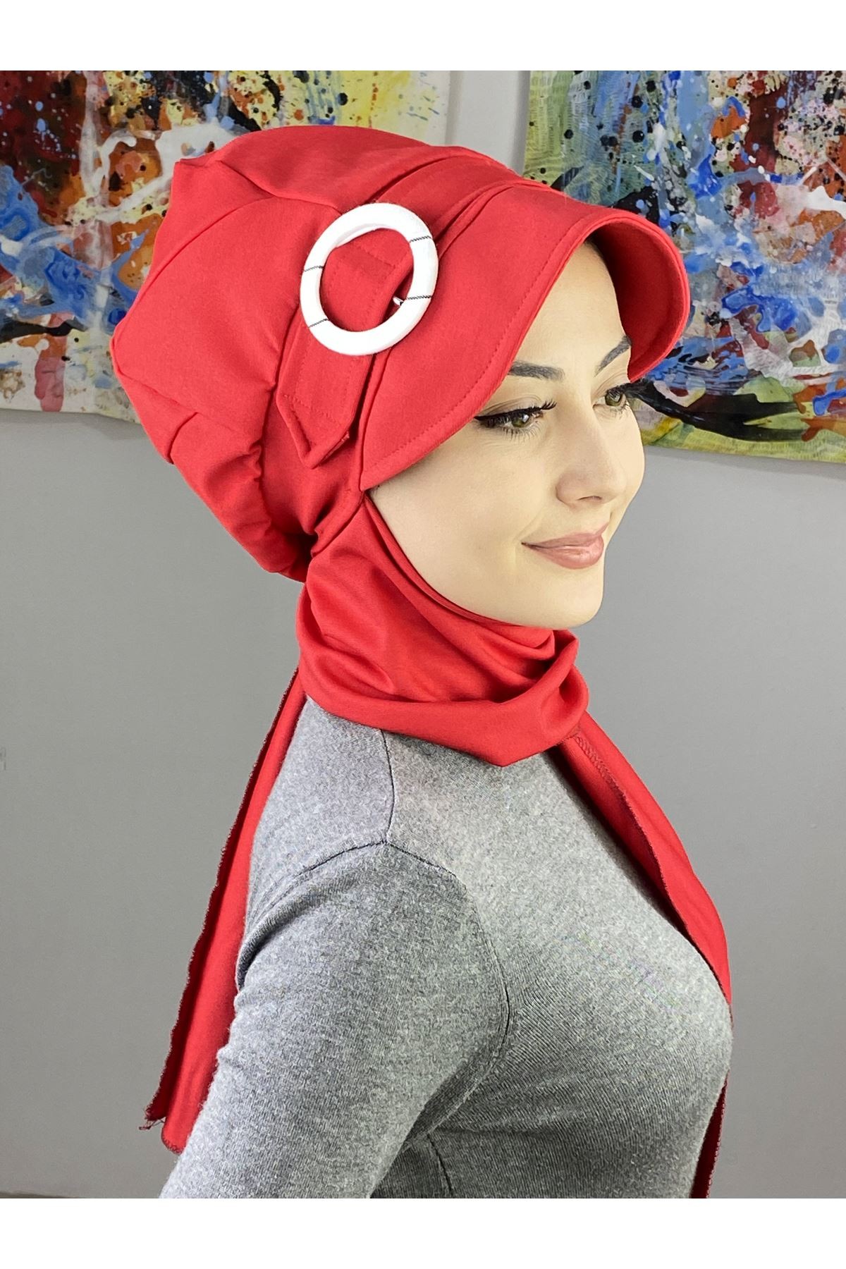 Yuvarlak Tokalı Çarkıfelek Model Kırmızı Atkılı Şapka Şal