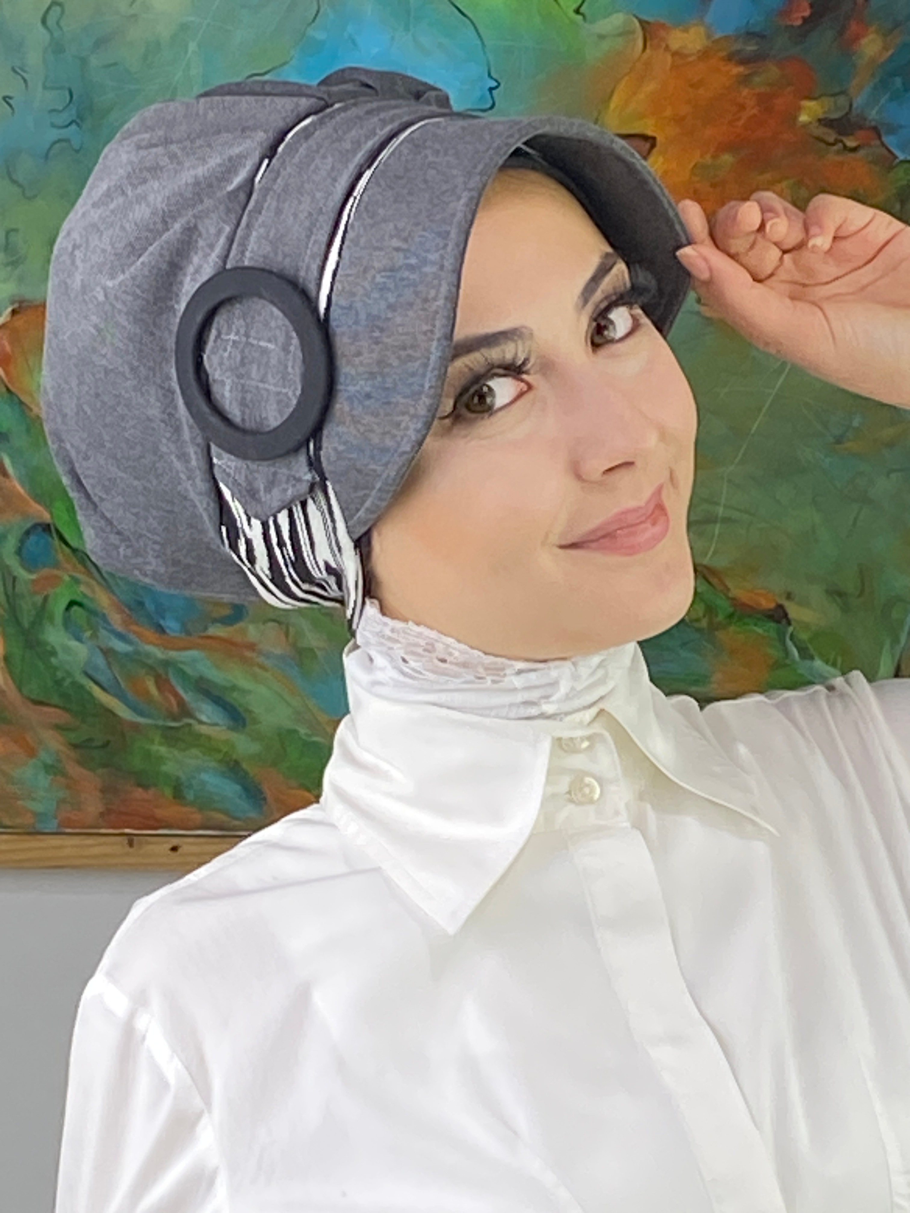 Nazlı Model Tokalı İnce Krem Çizgili Zebra Desen Tesettür Şapka