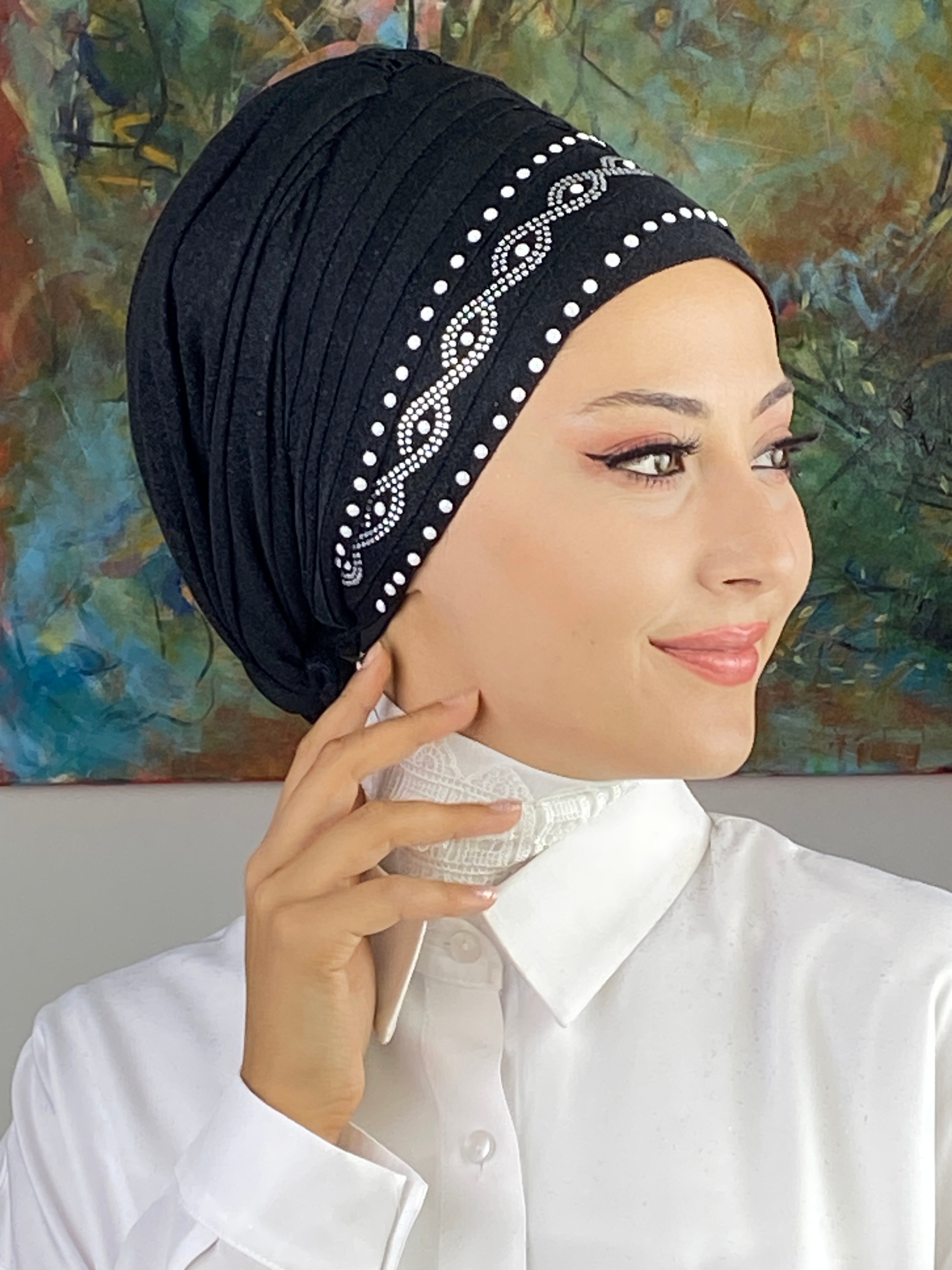 Kuşgözü Model Gümüş Taşlı İnci Detaylı Simli Şifon Bone Şal