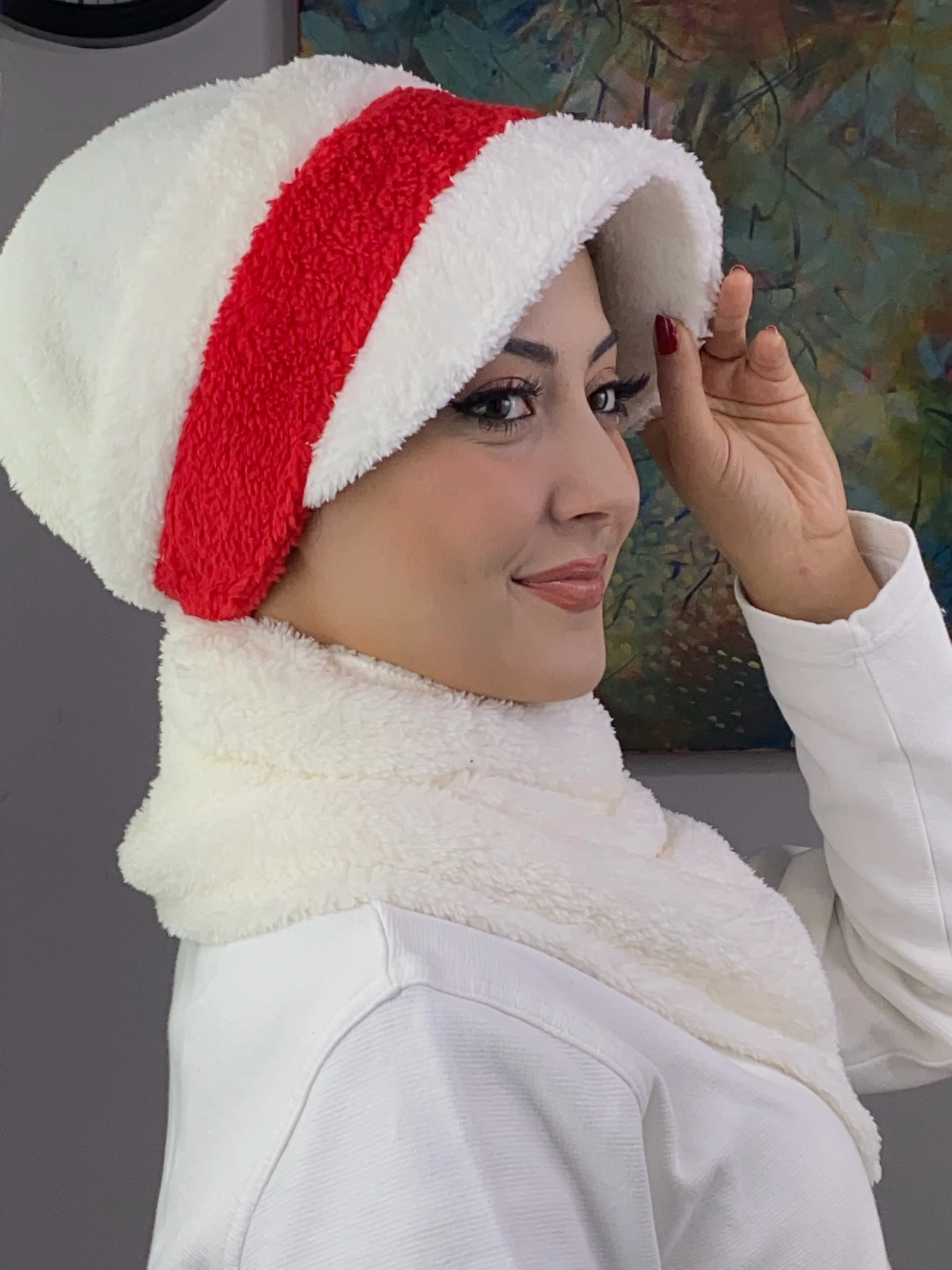 ÇİFT RENK PELUŞ ŞAPKA 