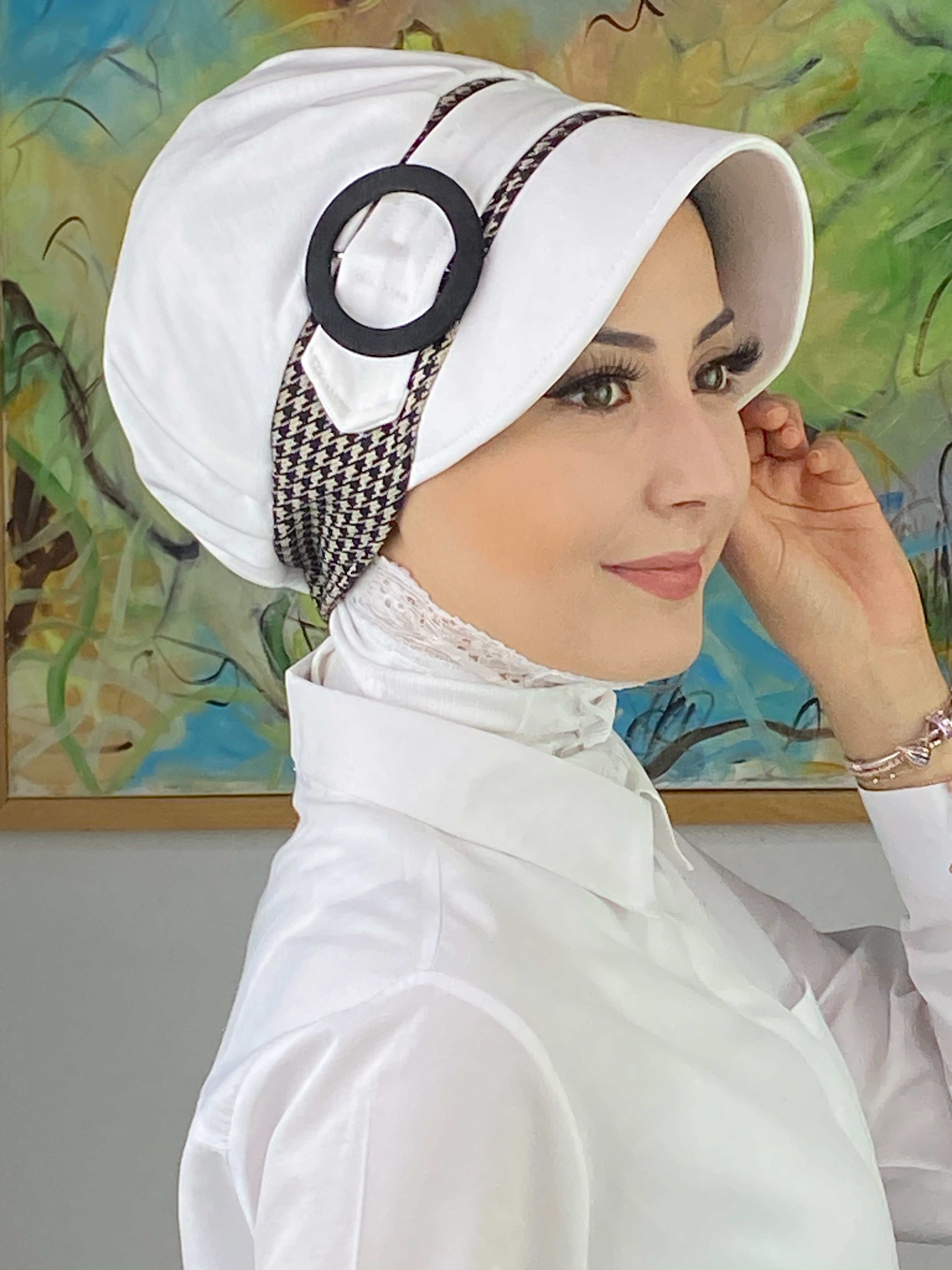 Nazlı Model Tokalı İri Sütlü Kahve Kazayaklı Tesettür Şapka