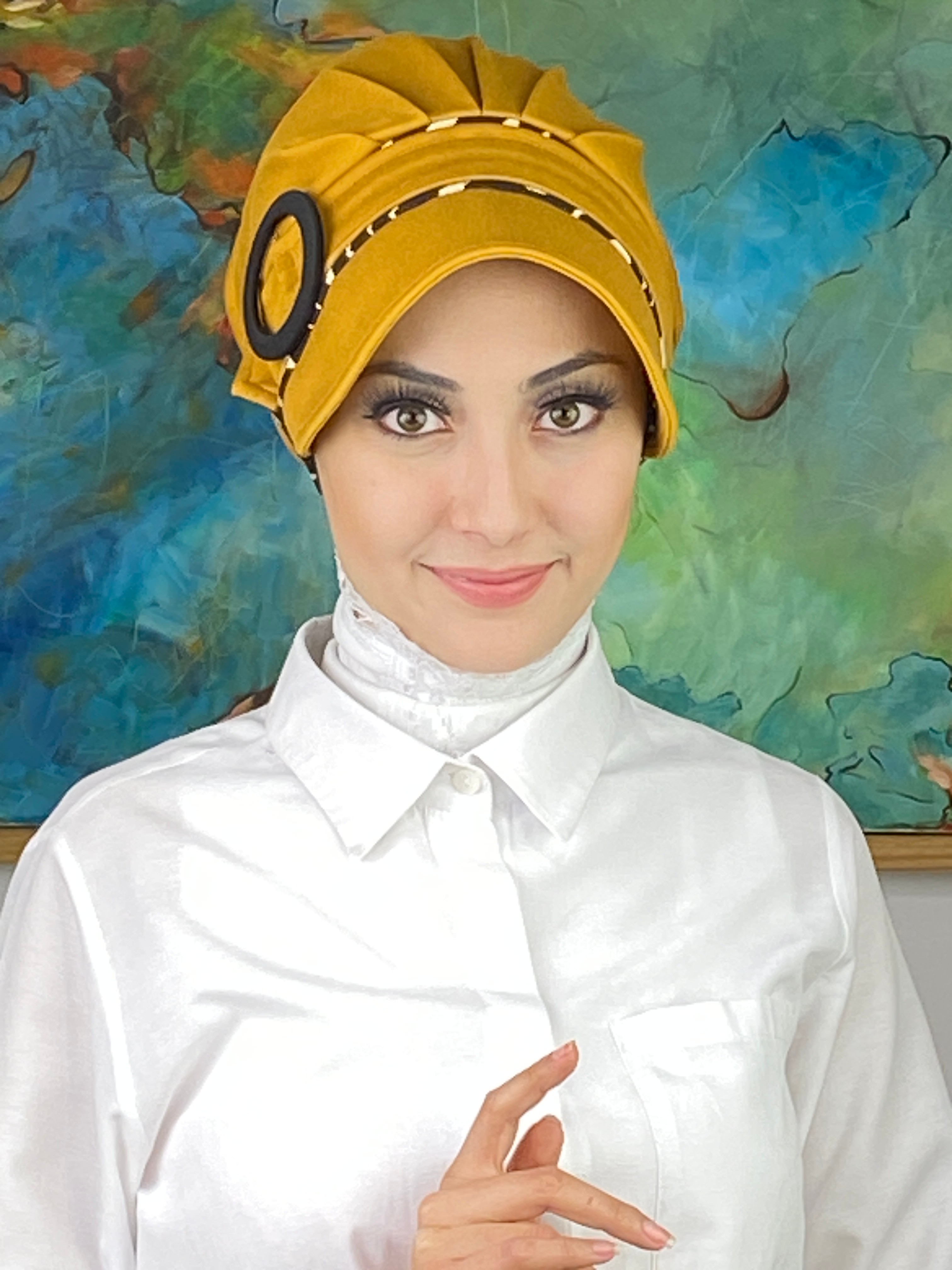 Nazlı Model Tokalı İnce Krem Çizgili  Zebralı Tesettür Şapka