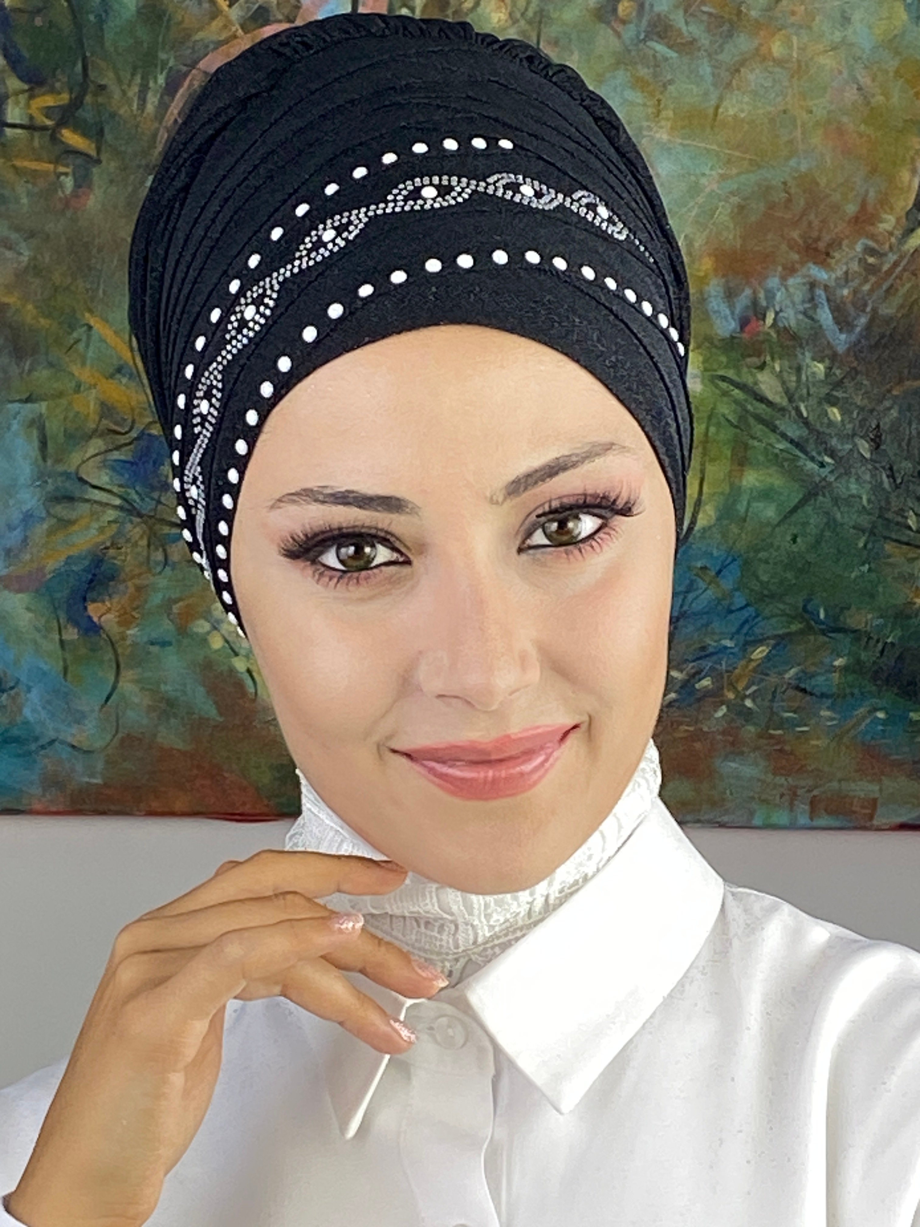 Kuşgözü Model Gümüş Taşlı İnci Detaylı Simli Şifon Bone Şal