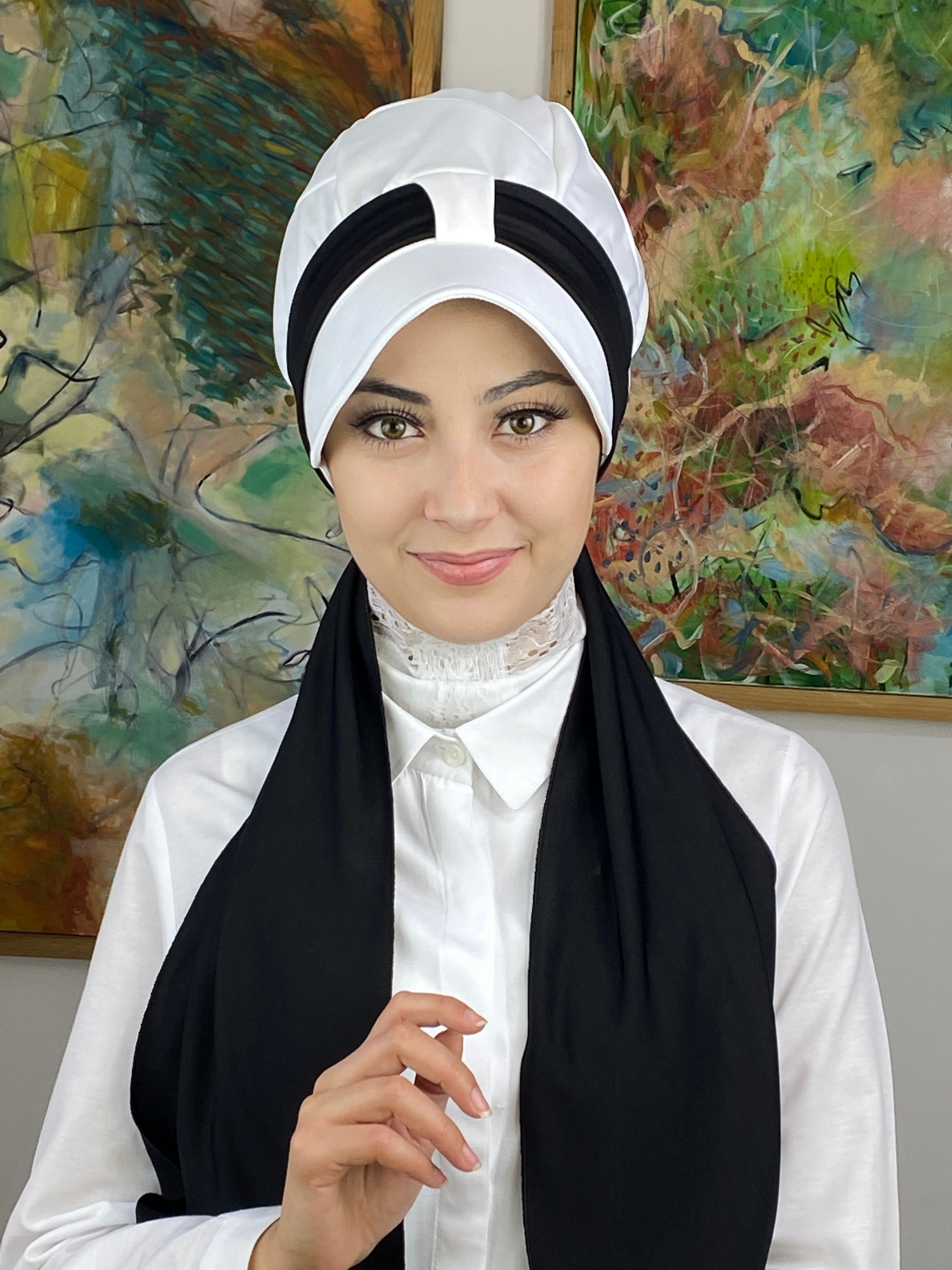 Tek Biritli Atkılı Şapka - beyaz - siyah krep
