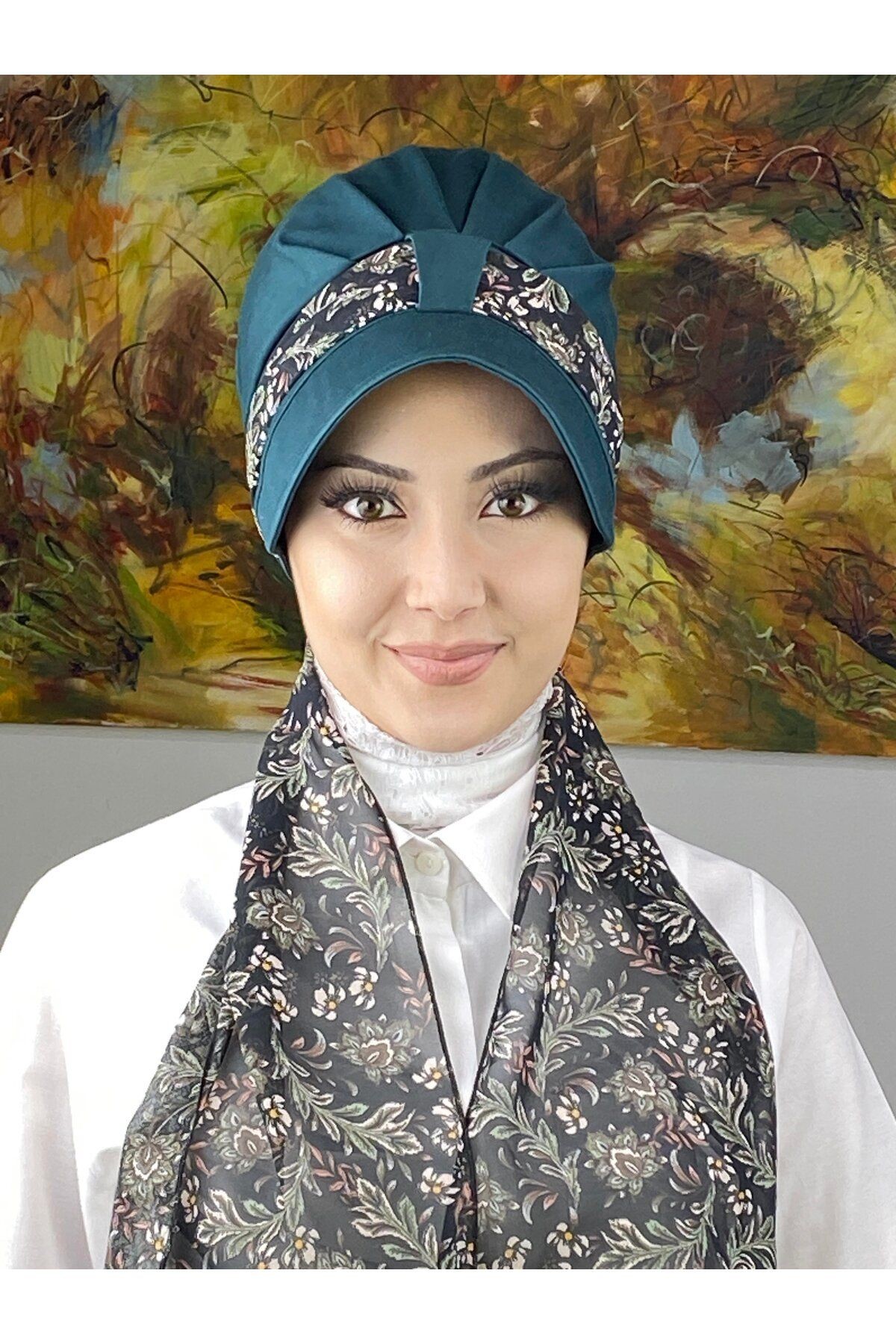 Floral Desenli Tek Biritli Fularlı Şapka