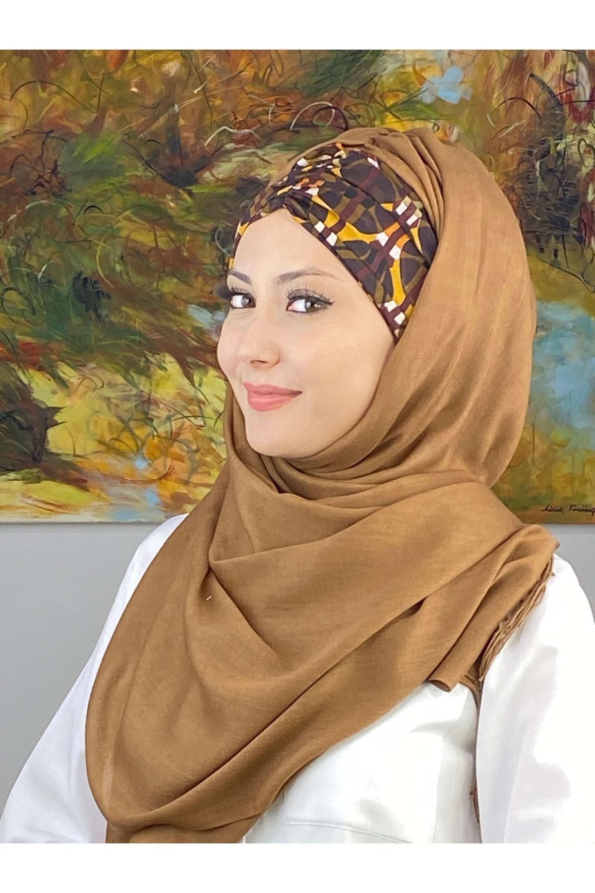 Geometrik Desenli Açık Sepya Büzgülü Hazır Şal