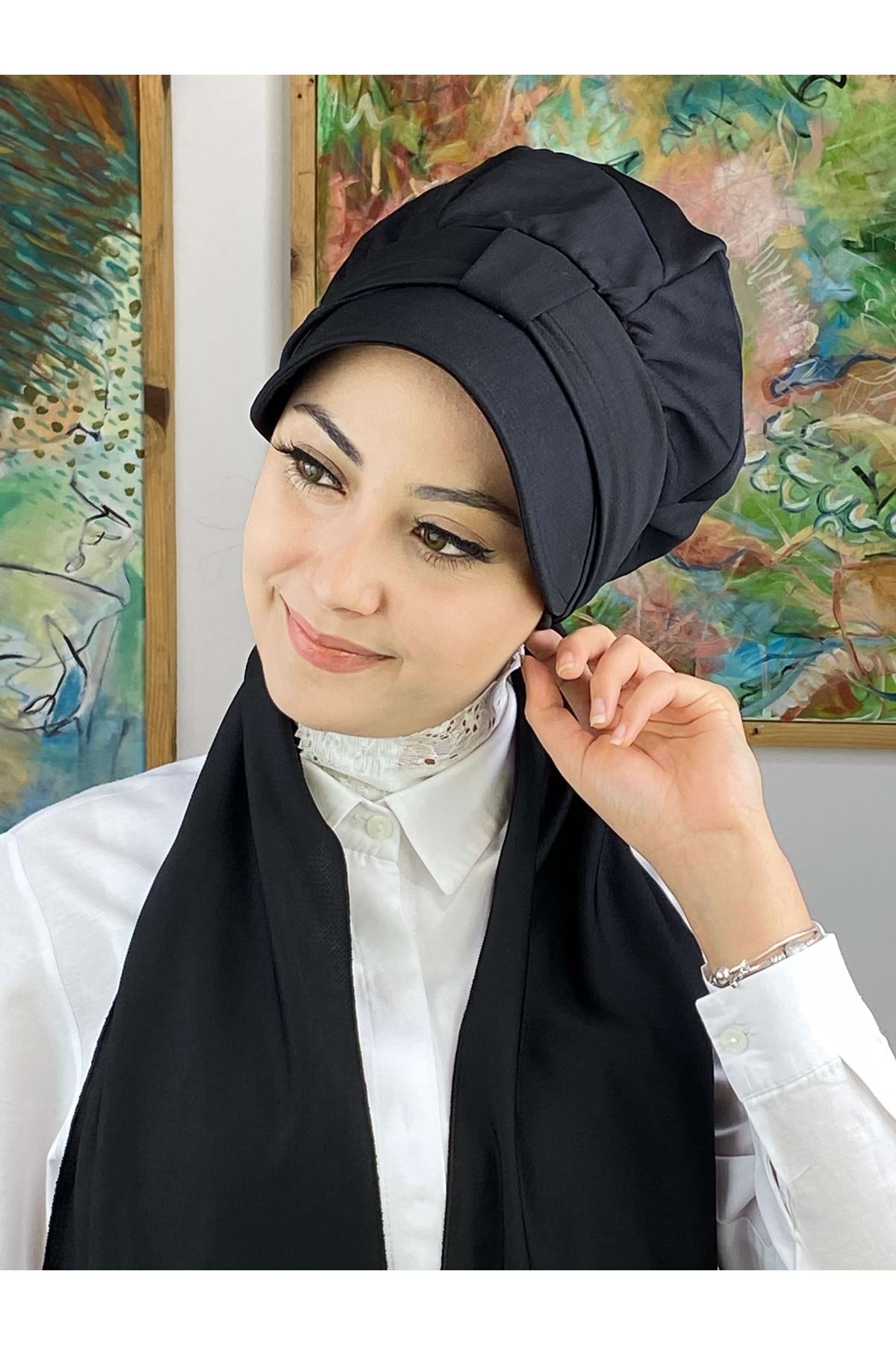 Siyah Krep Fularlı Tek Biritli Şapka