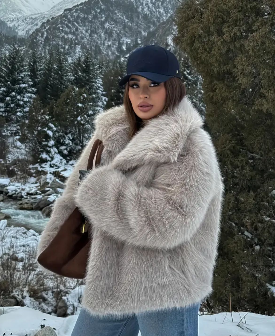 Avaline Kürk - GRİ