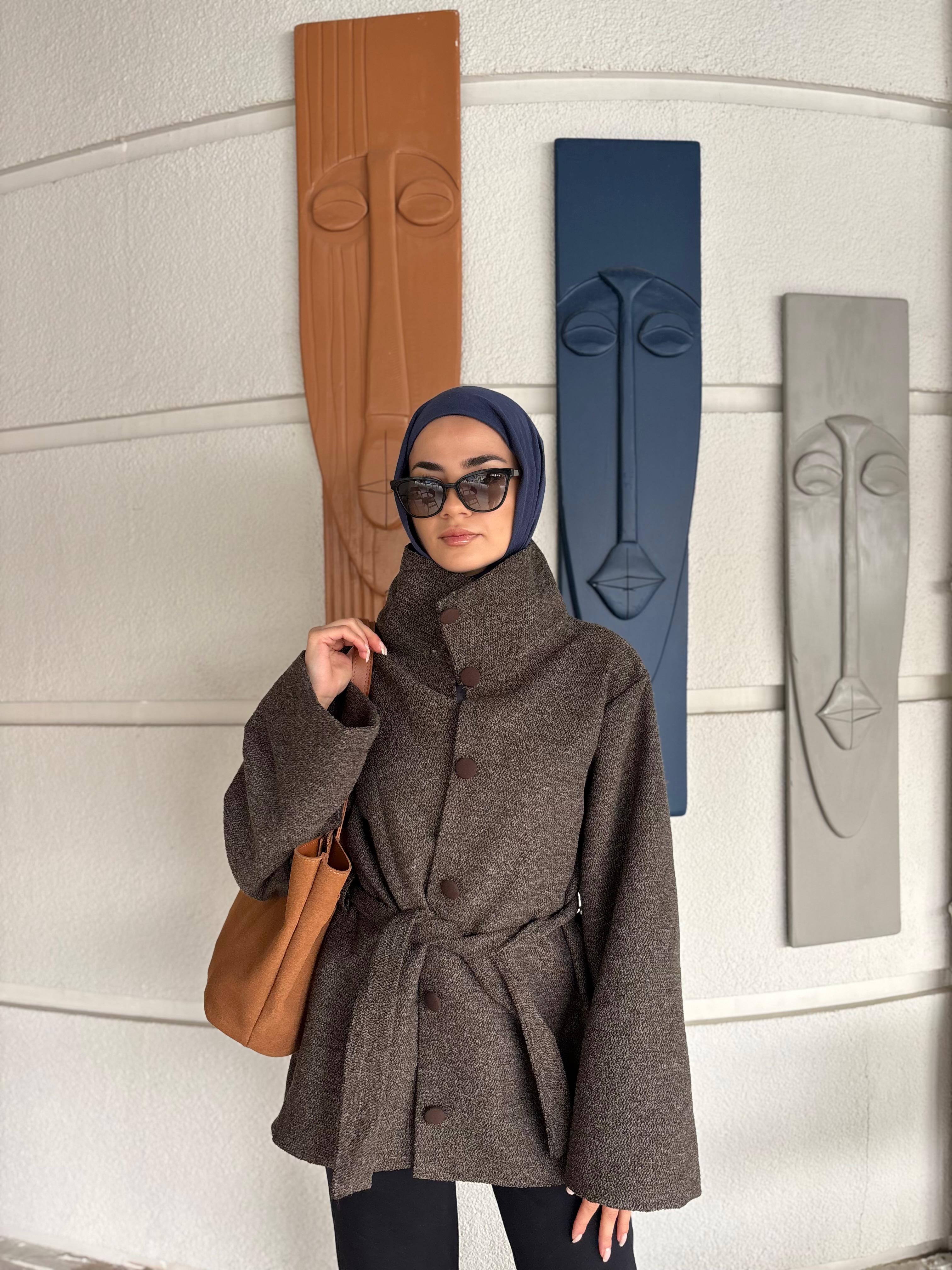 Astarsız Yüksek Yaka Dokulu Kaban