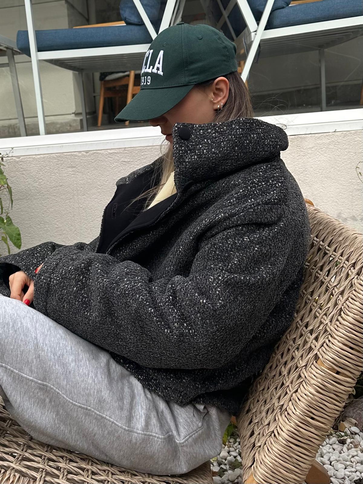 Şardonlu Üç İplik Yüksek Yaka Kaban