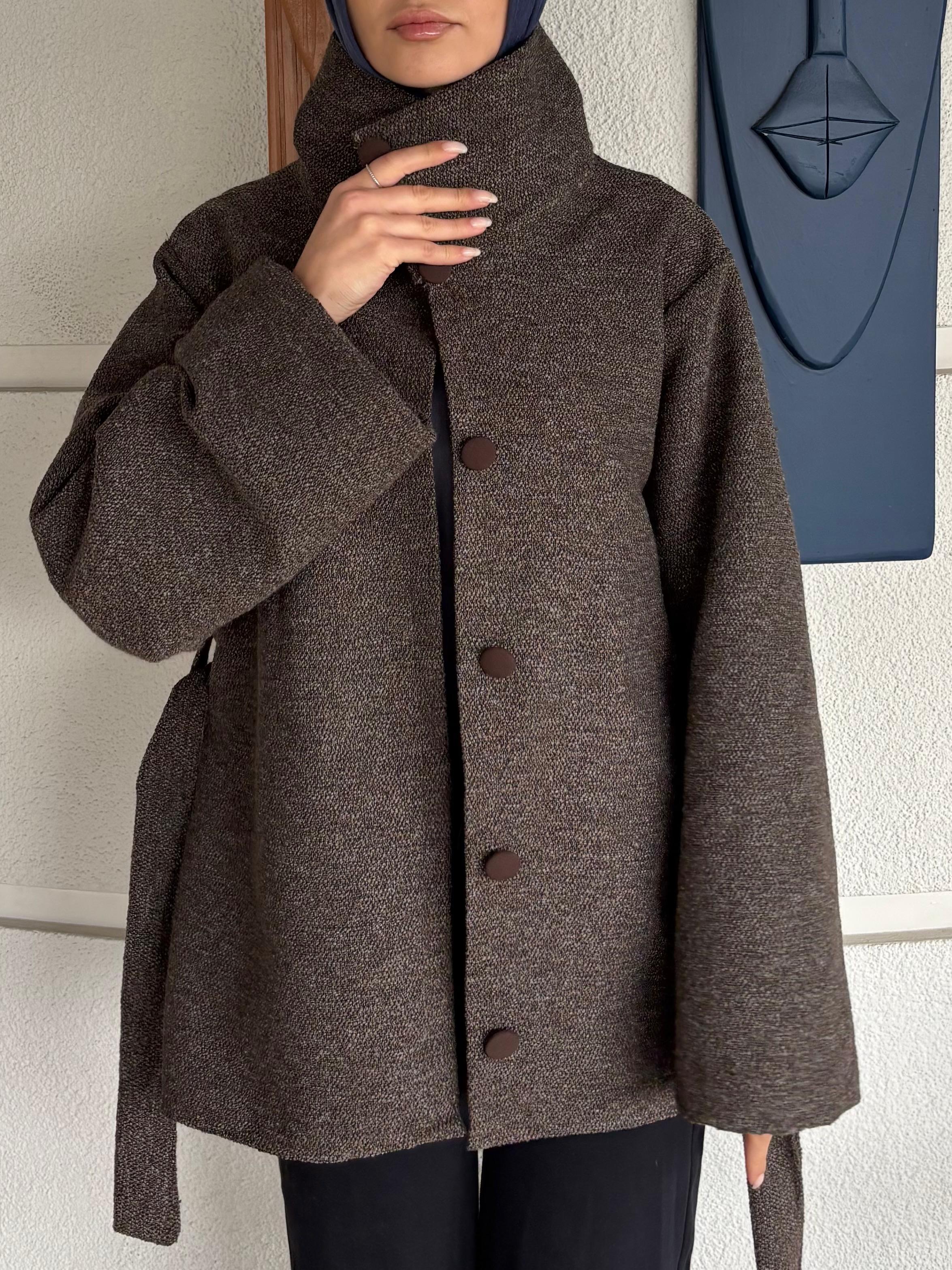 Astarsız Yüksek Yaka Dokulu Kaban