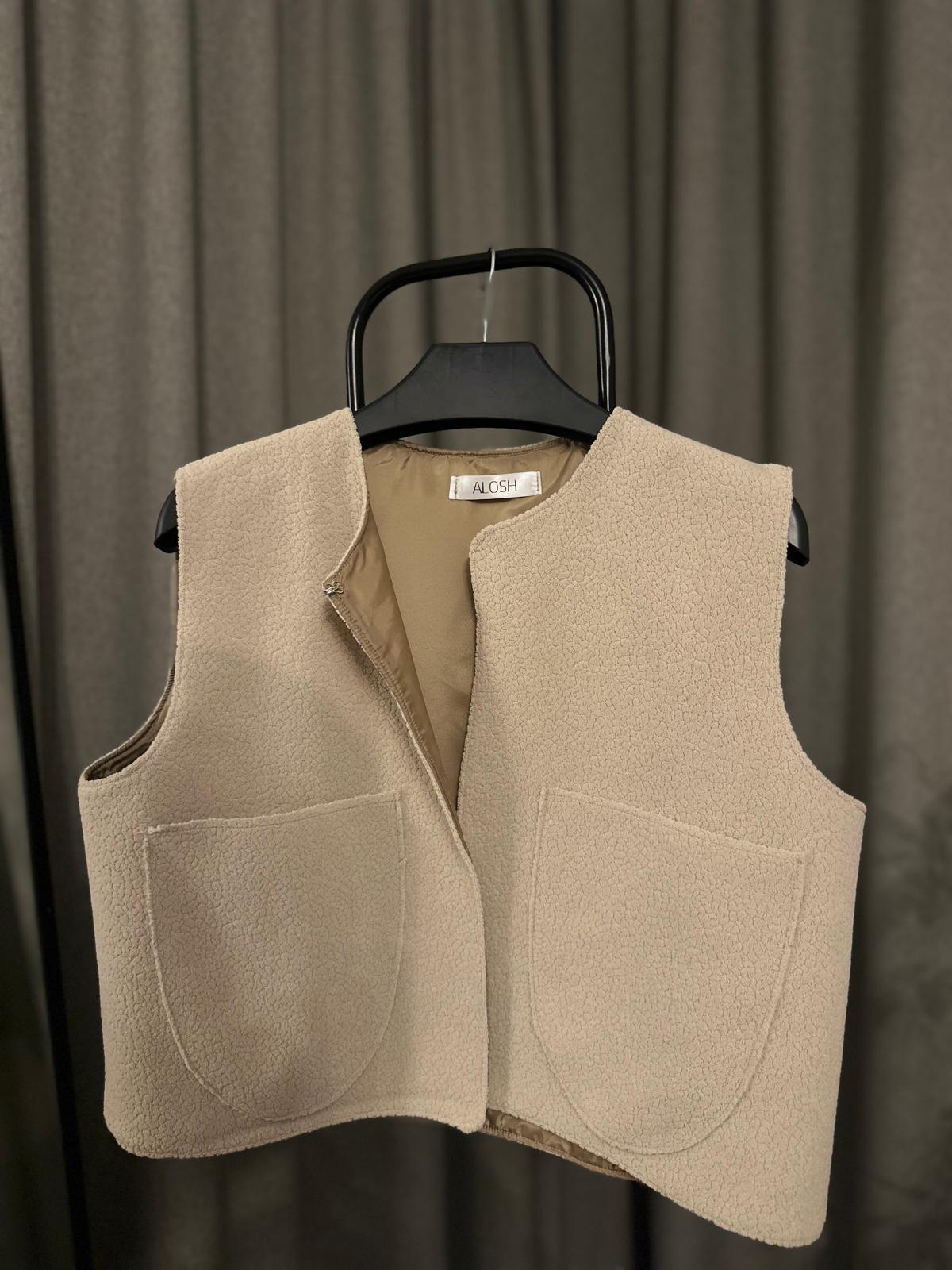 Klipsli Astarlı Oval Cep Detaylı Yelek K005