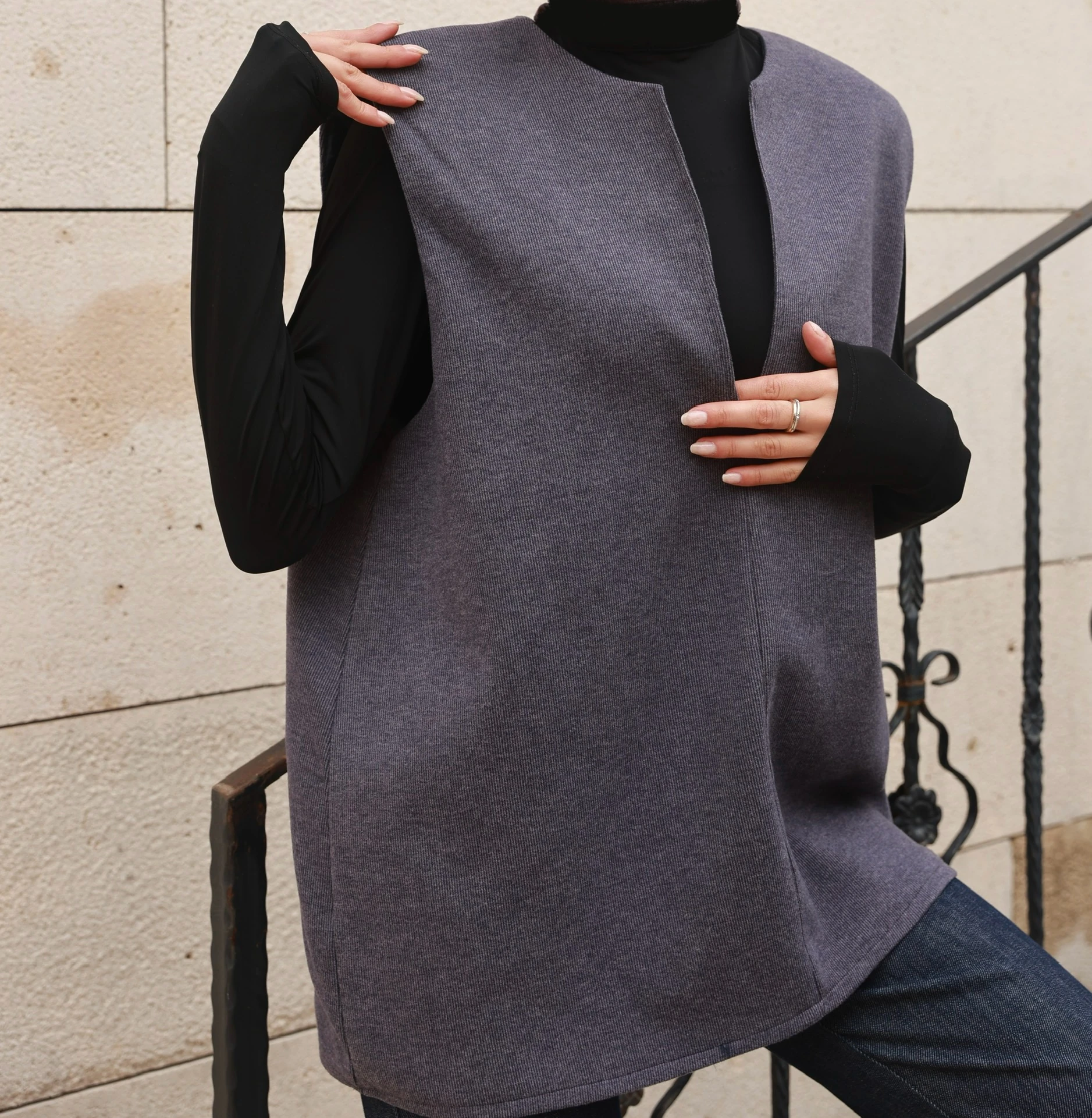 Astarlı Vatkalı Derin V Yaka Yelek K003