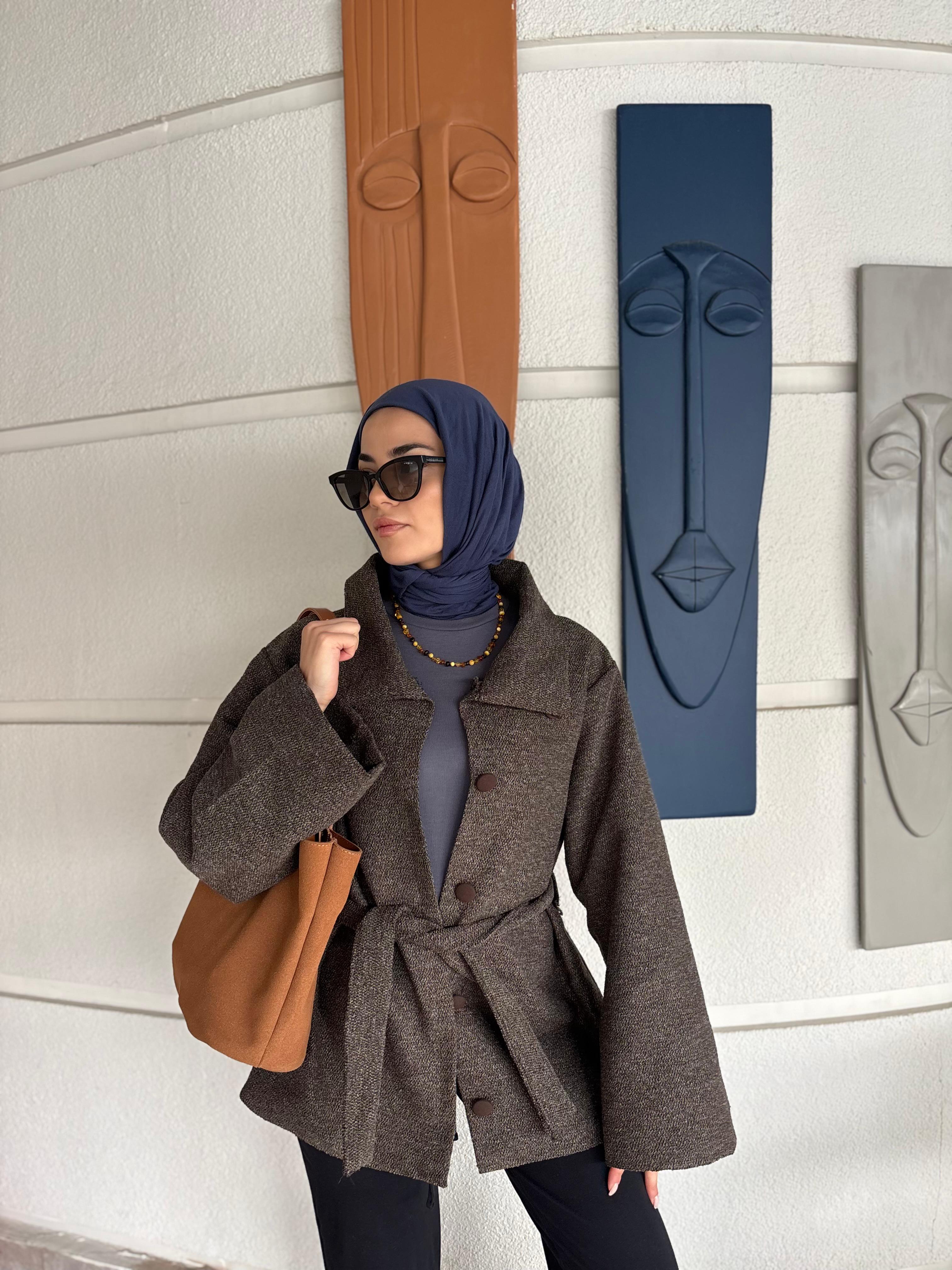 Astarsız Yüksek Yaka Dokulu Kaban