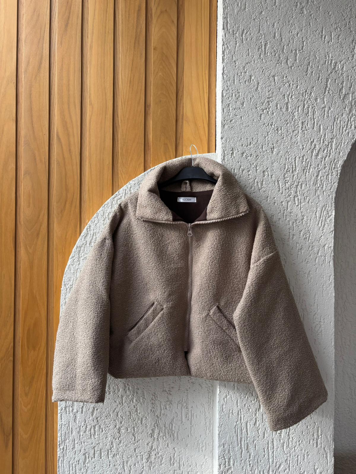 DİK YAKA FERMUARLI KALIN KABAN