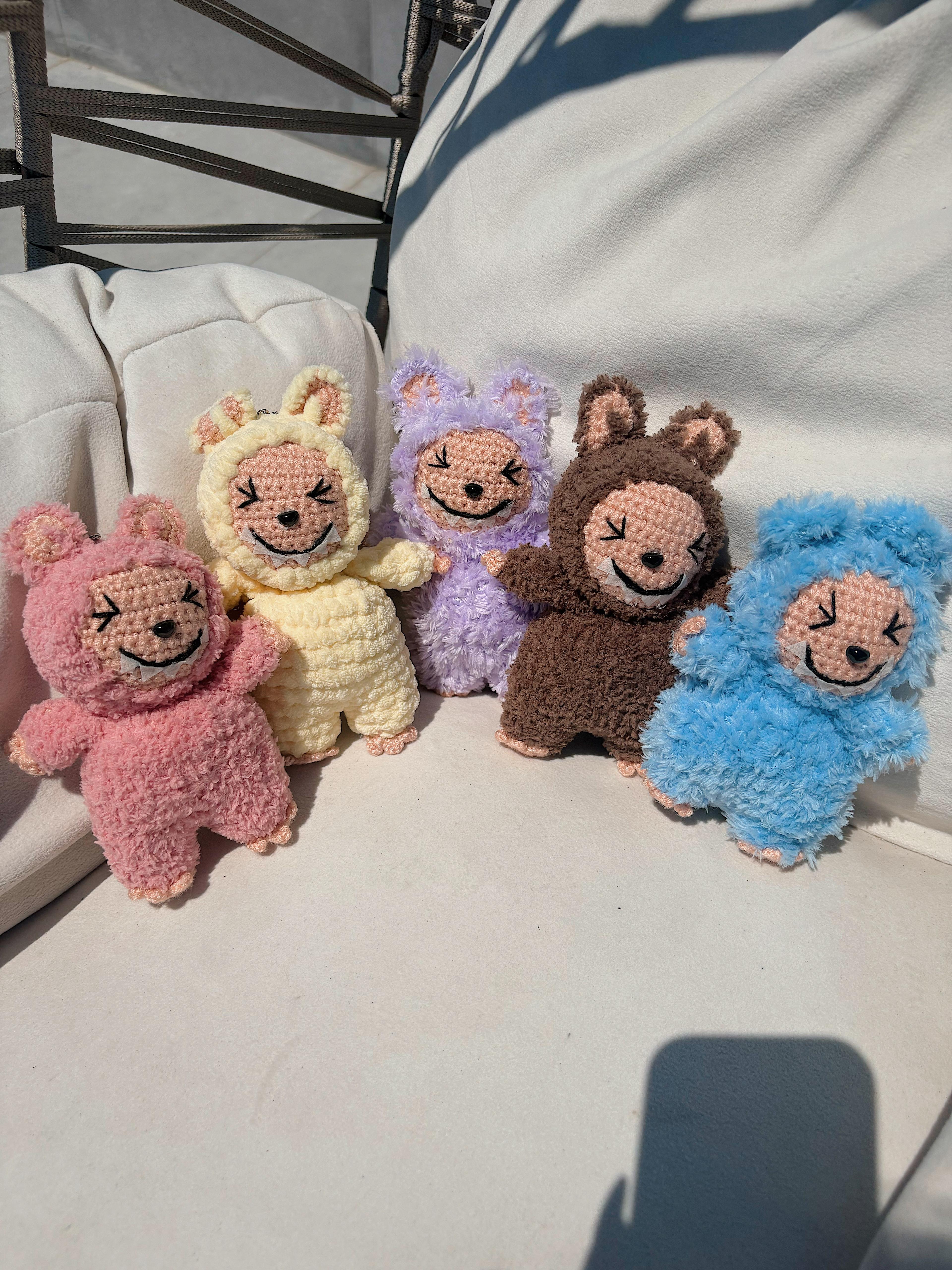 El Yapımı Labubu Anahtarlık – Amigurumi Peluş Oyuncak, Sevimli Çanta Süsü, Hediyelik Aksesuar