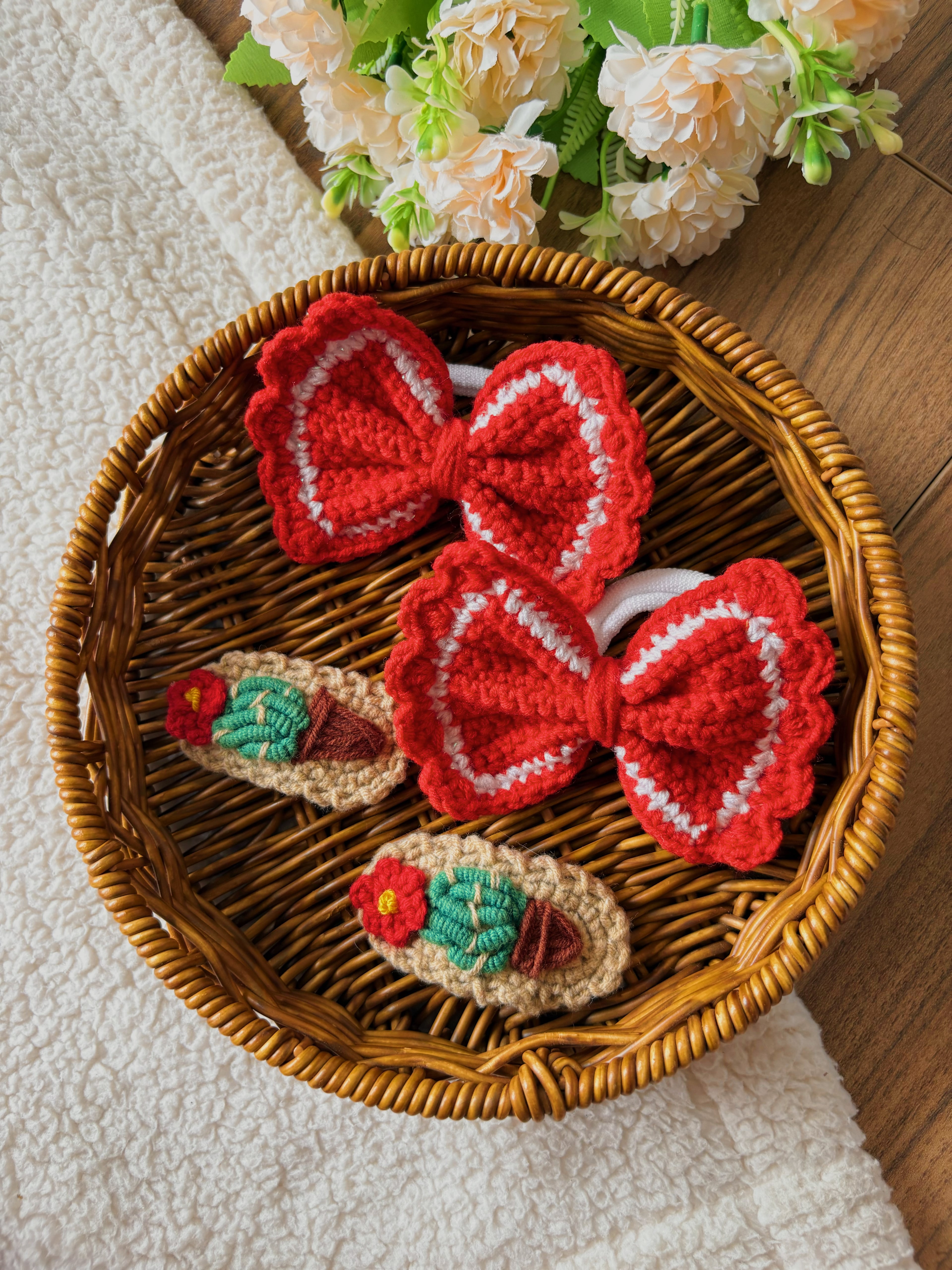 El Yapımı Örgü Fırfırlı Saç Tokası (2’li Set) – Vintage Fiyonk