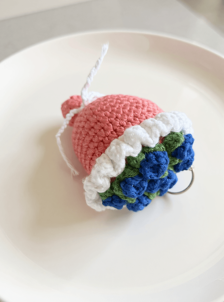 Örgü Çiçek Buketi Anahtarlık | El Yapımı Amigurumi Buket Anahtarlık | Romantik & Sevimli