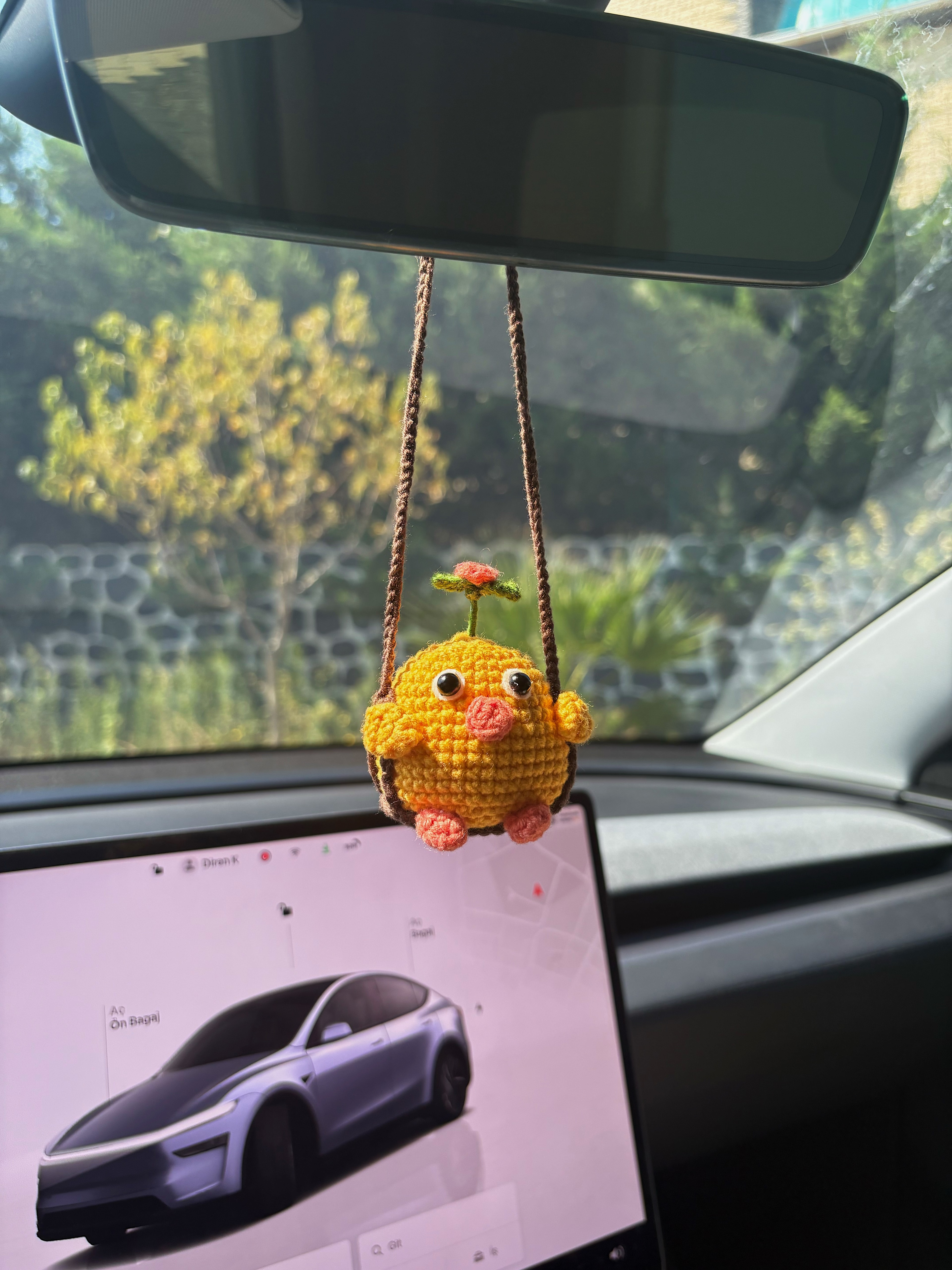 El Yapımı Tığ İşi Minik Civciv Araba Süsü | Sevimli Amigurumi Dekor