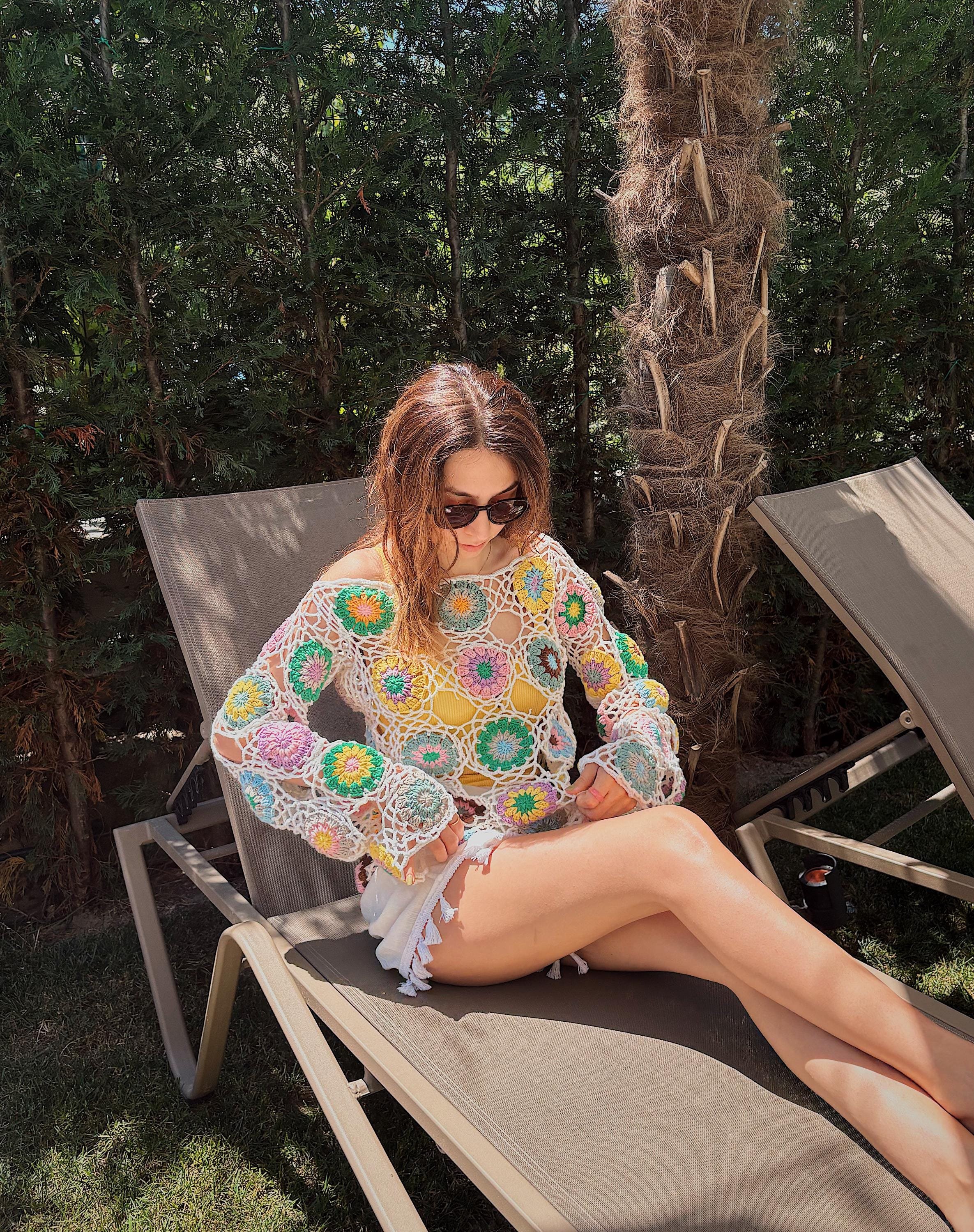 Crochet Long Sleeve Top, Handmade Summer Top, Crochet Vintage Style Blouse, Retro Mesh Pattern Shirt – Boho Granny Square Crop Top