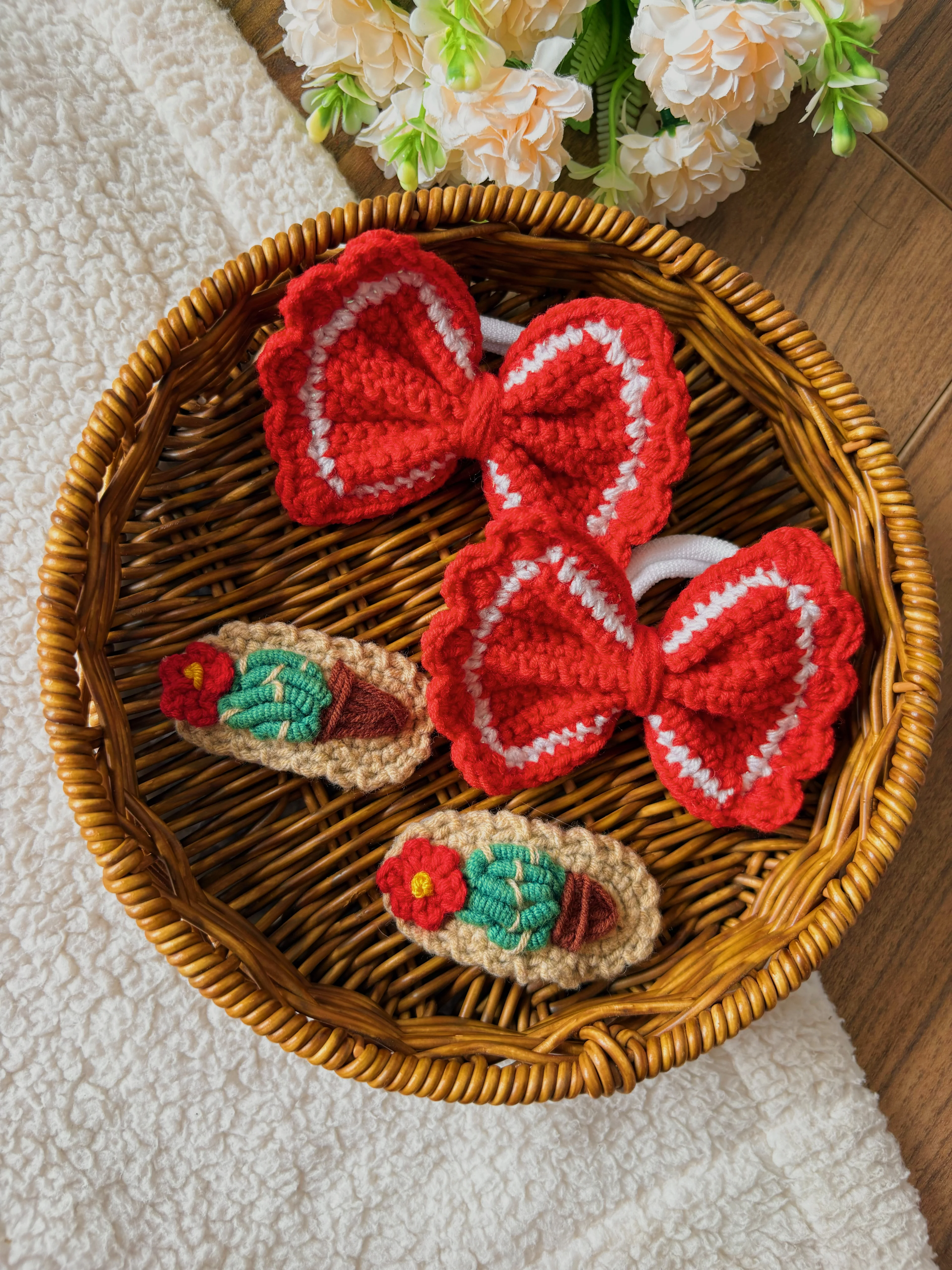 El Yapımı Örgü Fırfırlı Saç Tokası (2’li Set) – Vintage Fiyonk