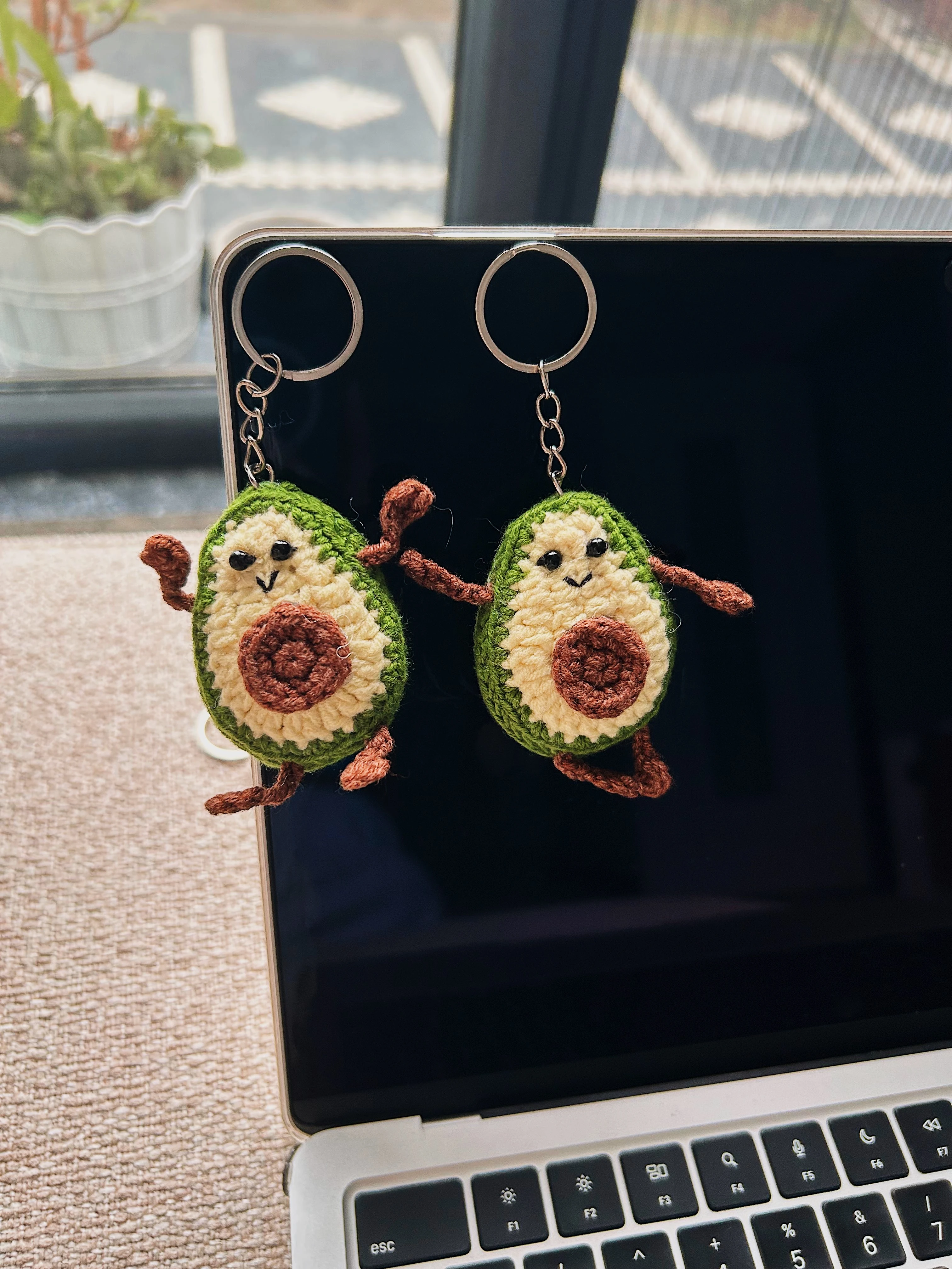 Crochet Avocado Keychain – Handmade Cute & Playful Bag or Key Accessory
