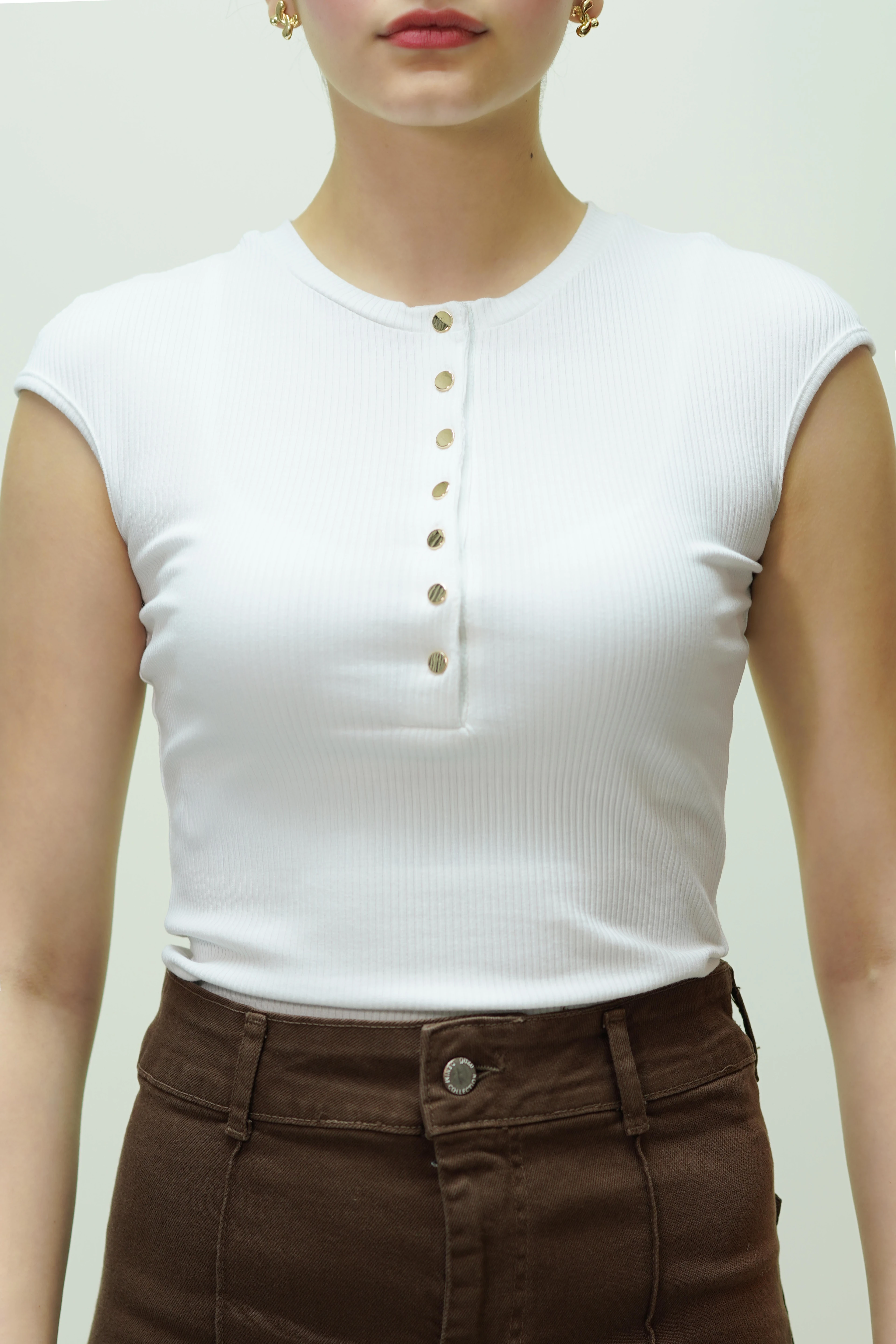 Düğmeli Kısa Kollu Top