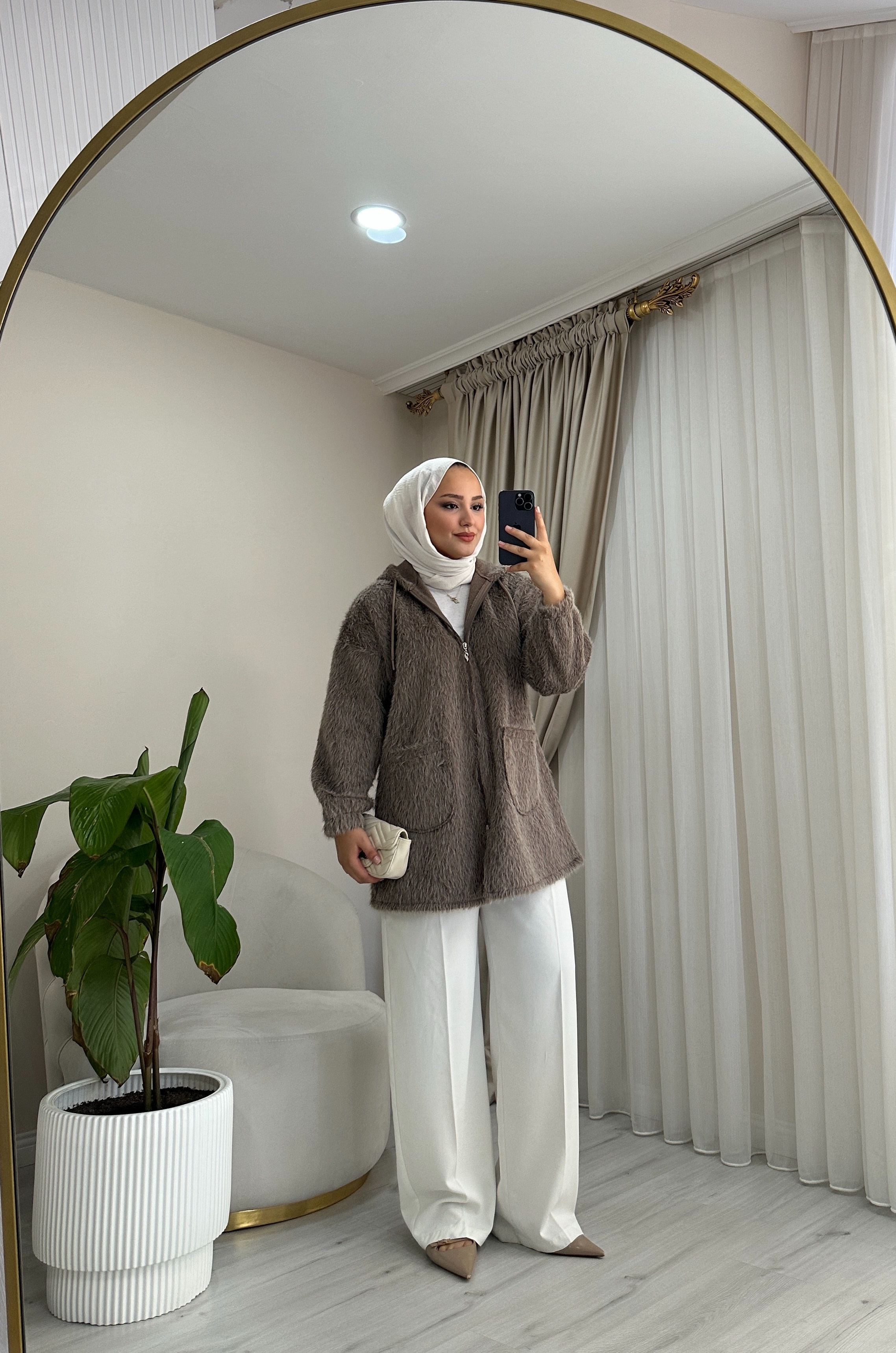 Fermuarlı Detaylı Peluş Kap - Kahverengi