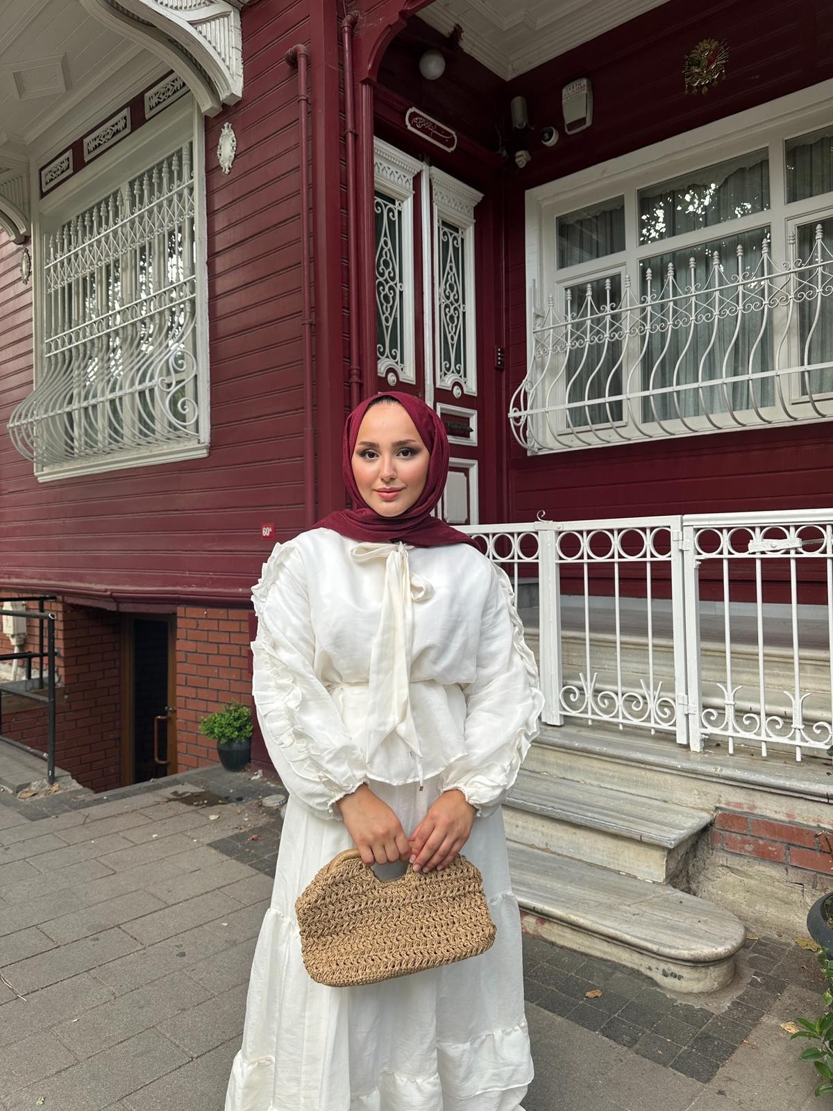 Siryaz Etekli Takım - Beyaz