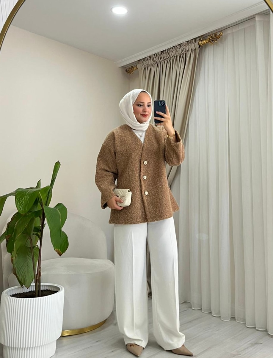 Keçe Çapraz Düğmeli Kap