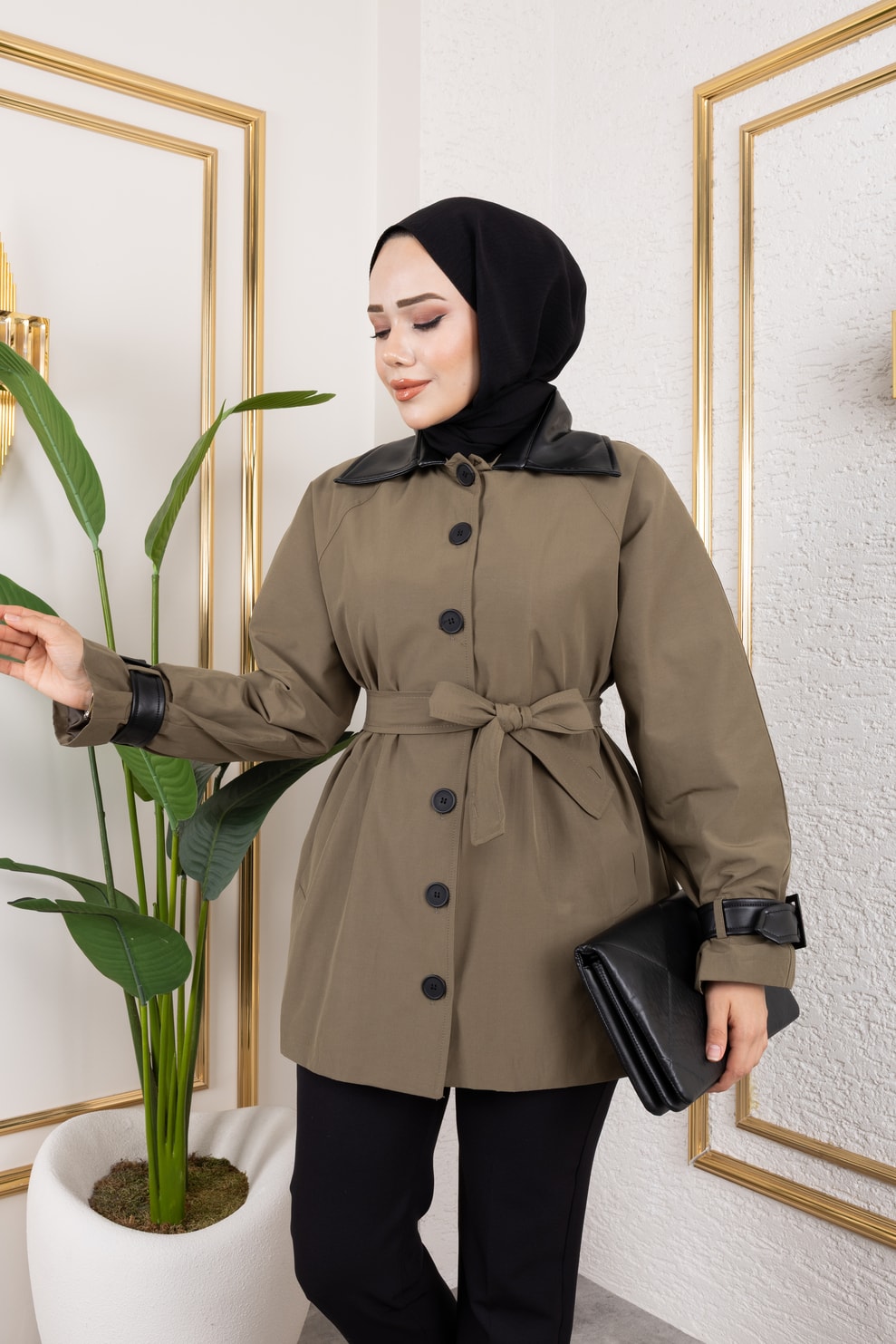 Deri Detaylı Trençkot