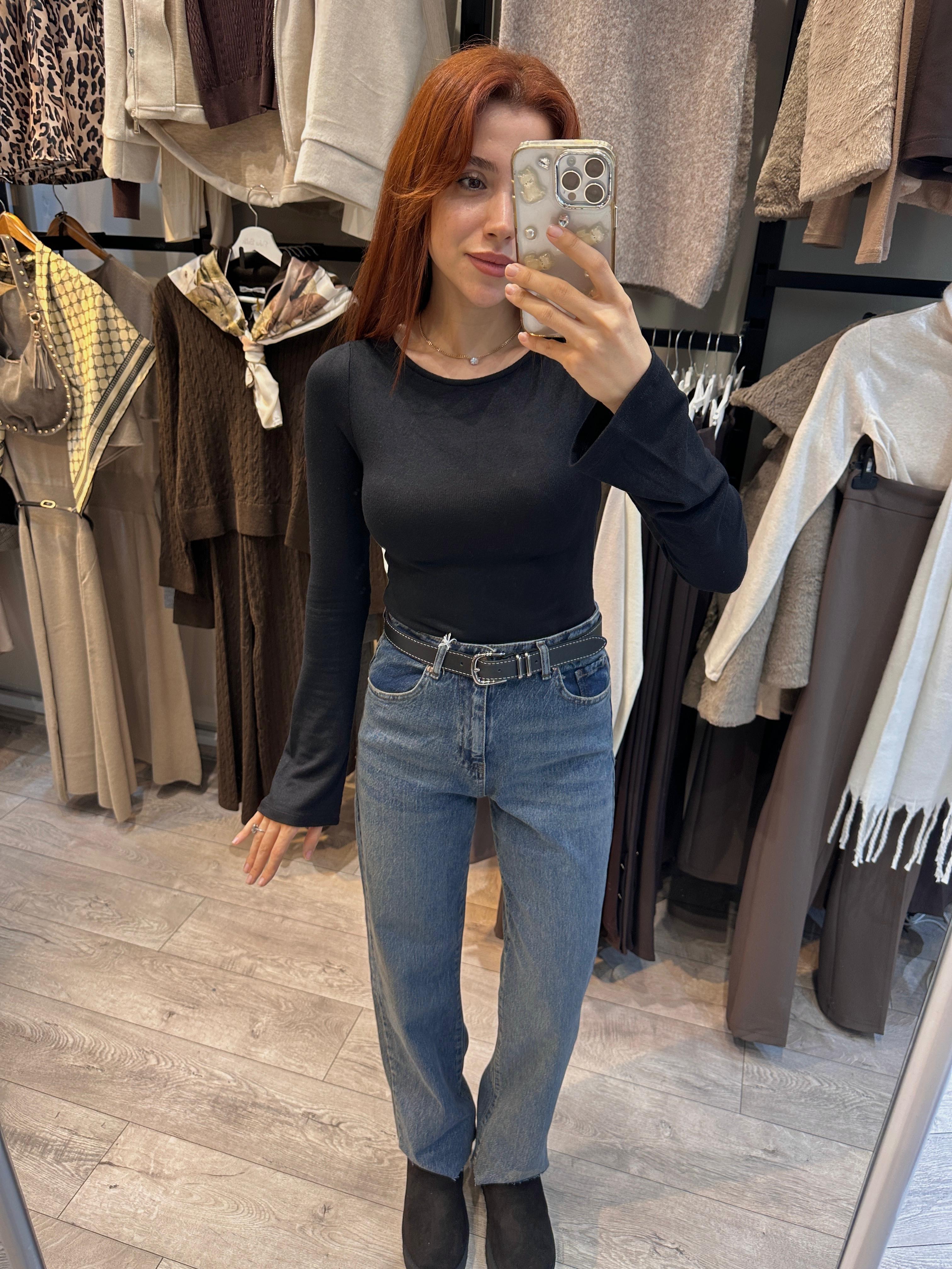 DİLVİN KAYIK YAKA TOP BLUZ