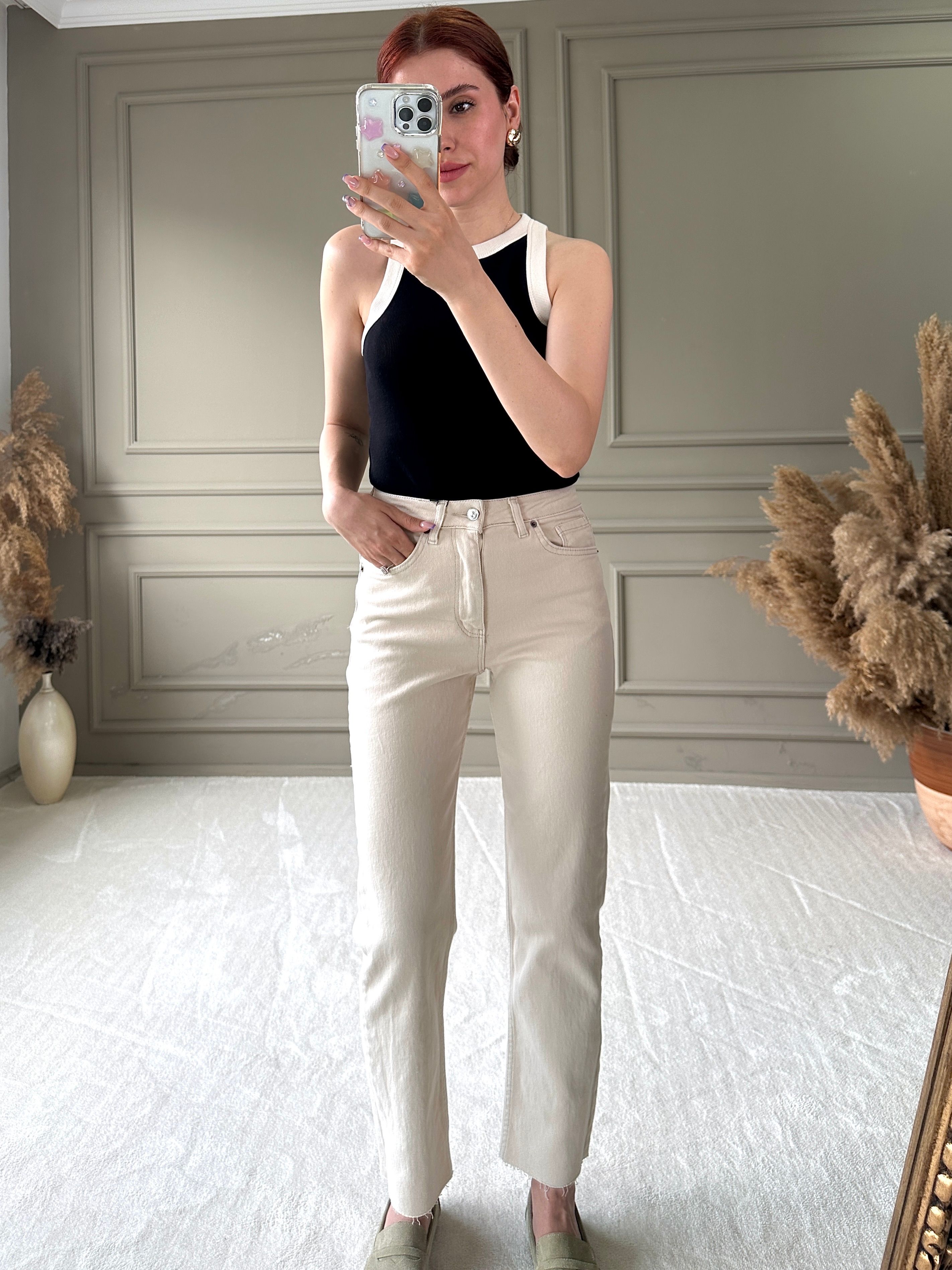 ZR MODEL KESİK PAÇA BOYFİT JEAN - Krem