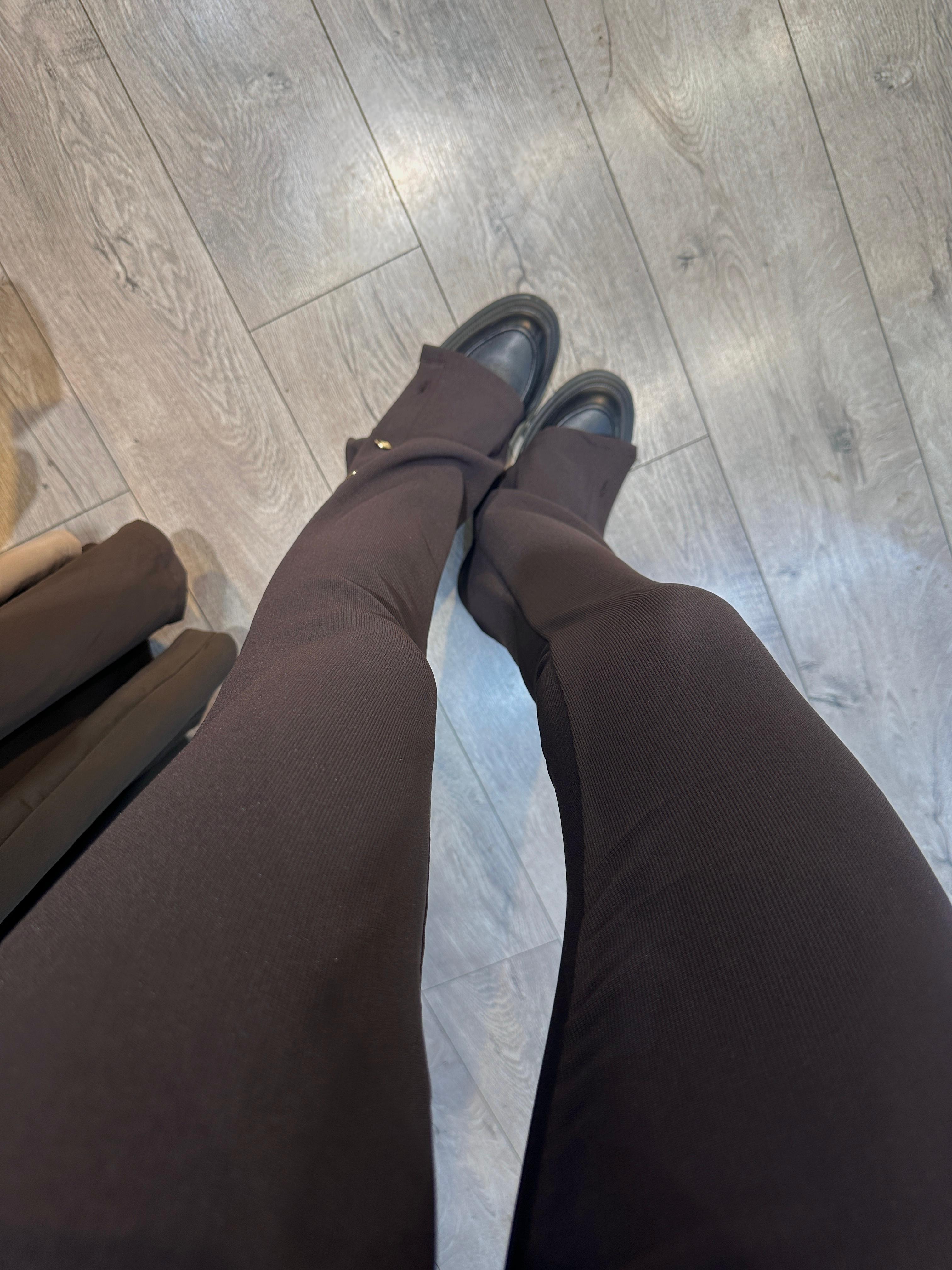 DİLVİN DÜĞME DETAYLI İSPANYOL PAÇA TAYT