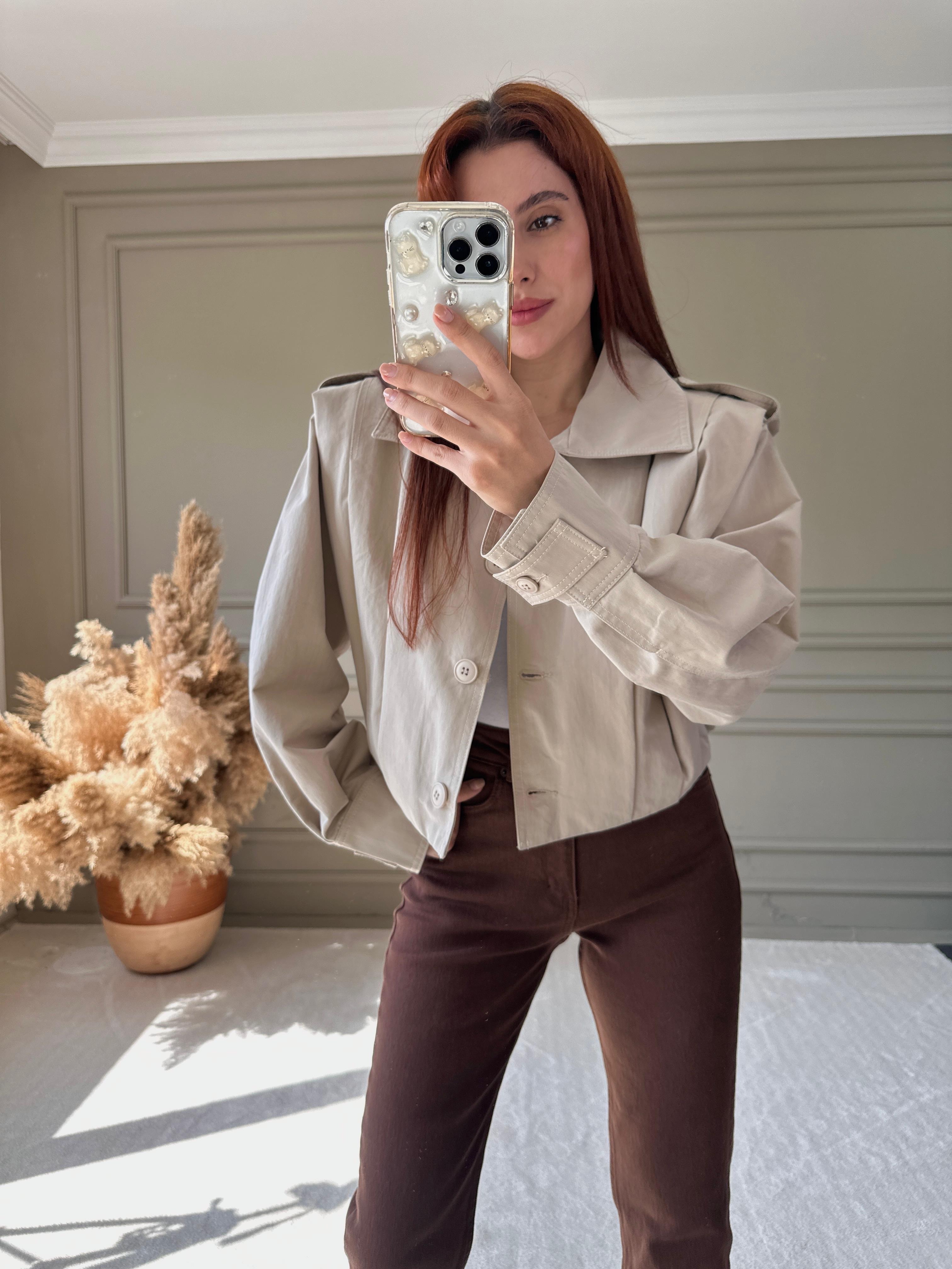 KISA BOMBER PİLE DETAYLI BEJ