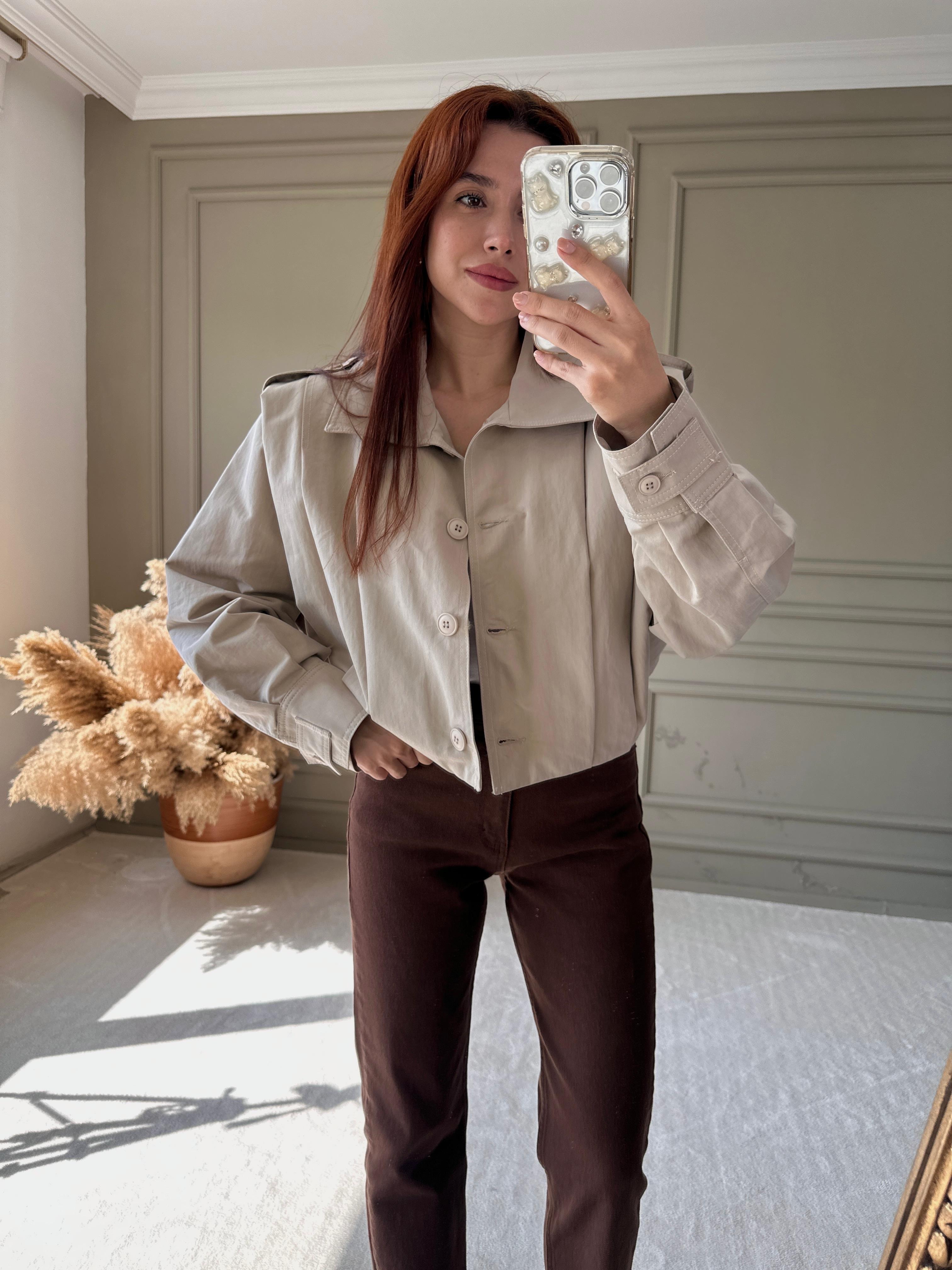 KISA BOMBER PİLE DETAYLI BEJ