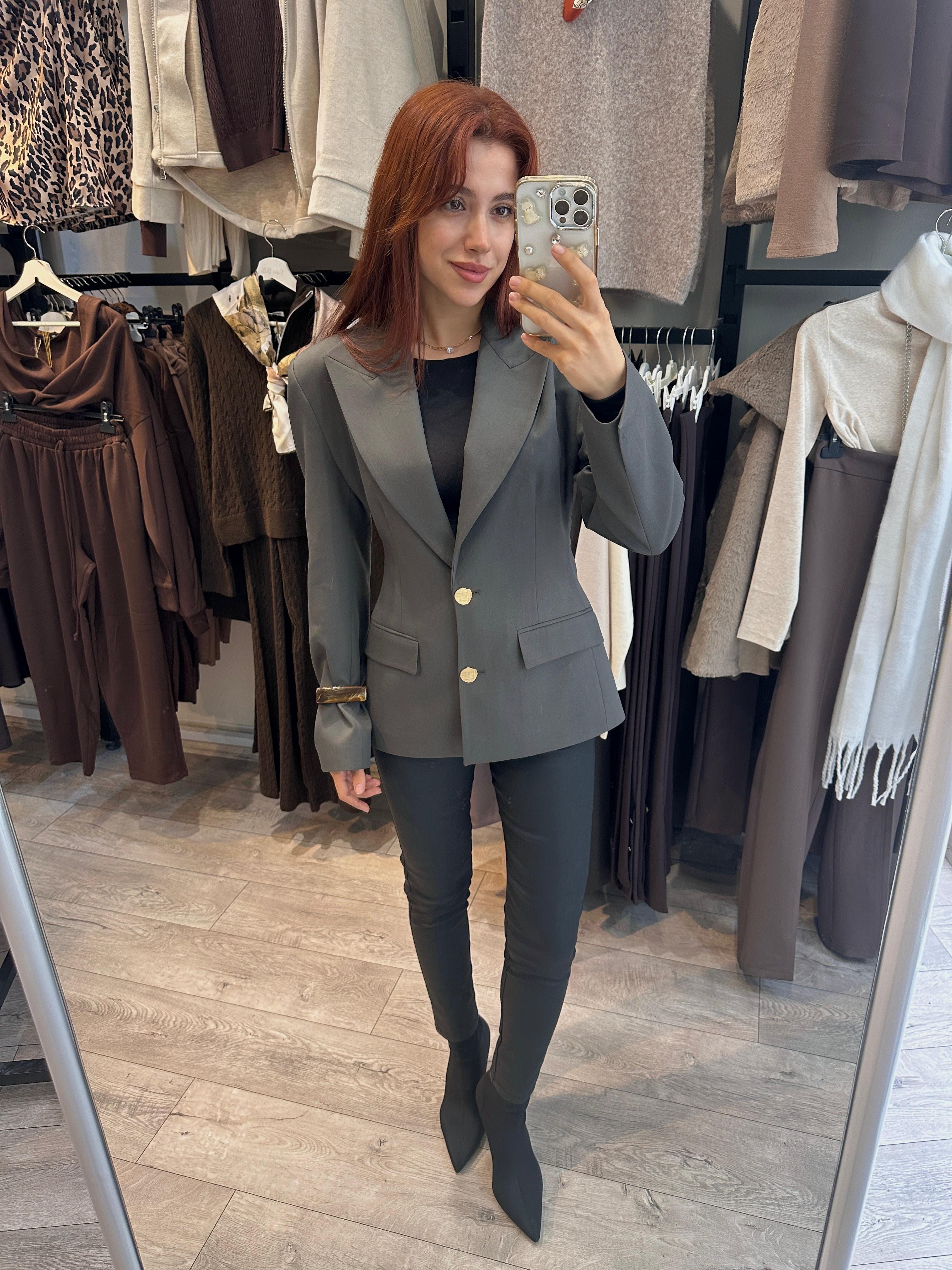 DİLVİN VATKALI BLAZER