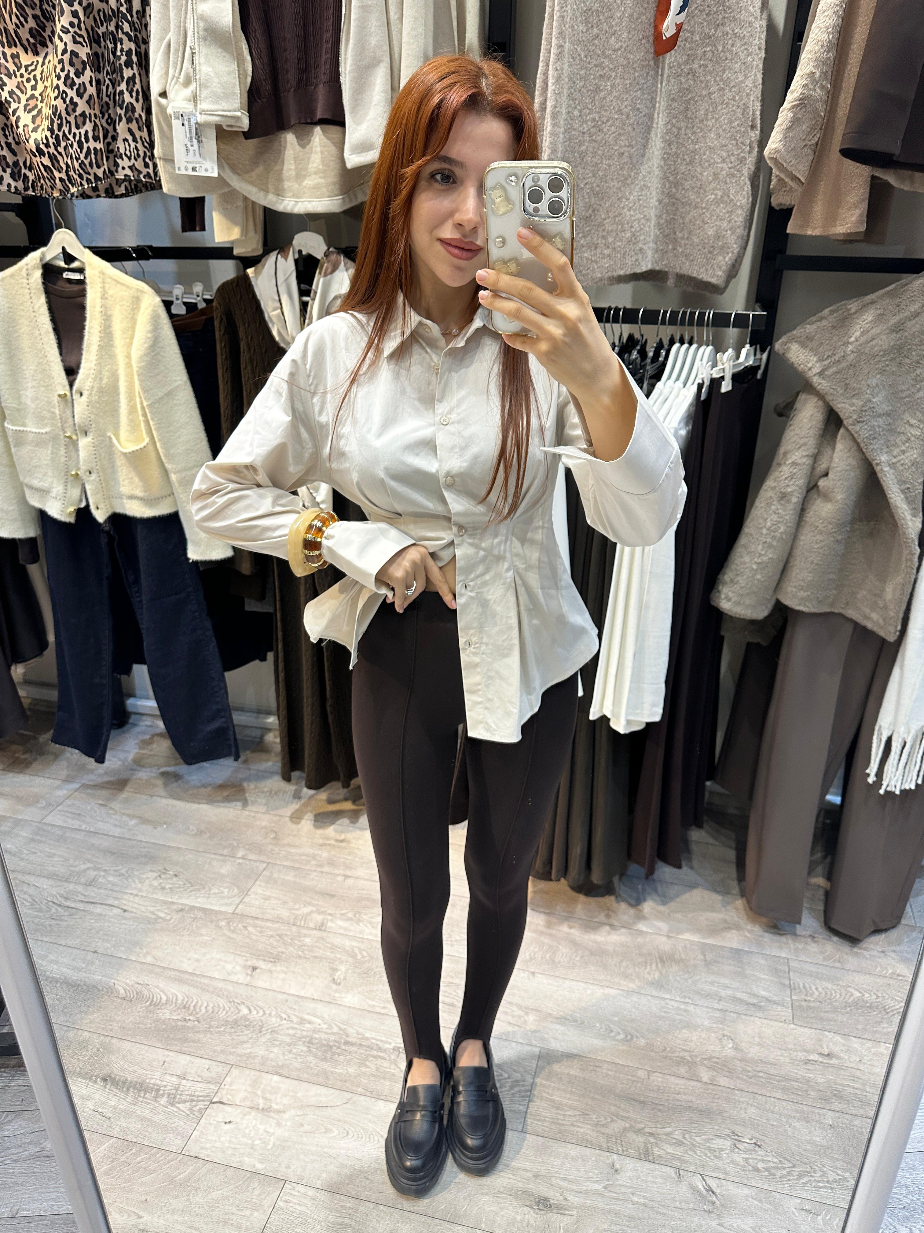 RV ÇIMA DETAYLI LASTİKLİ TAYT