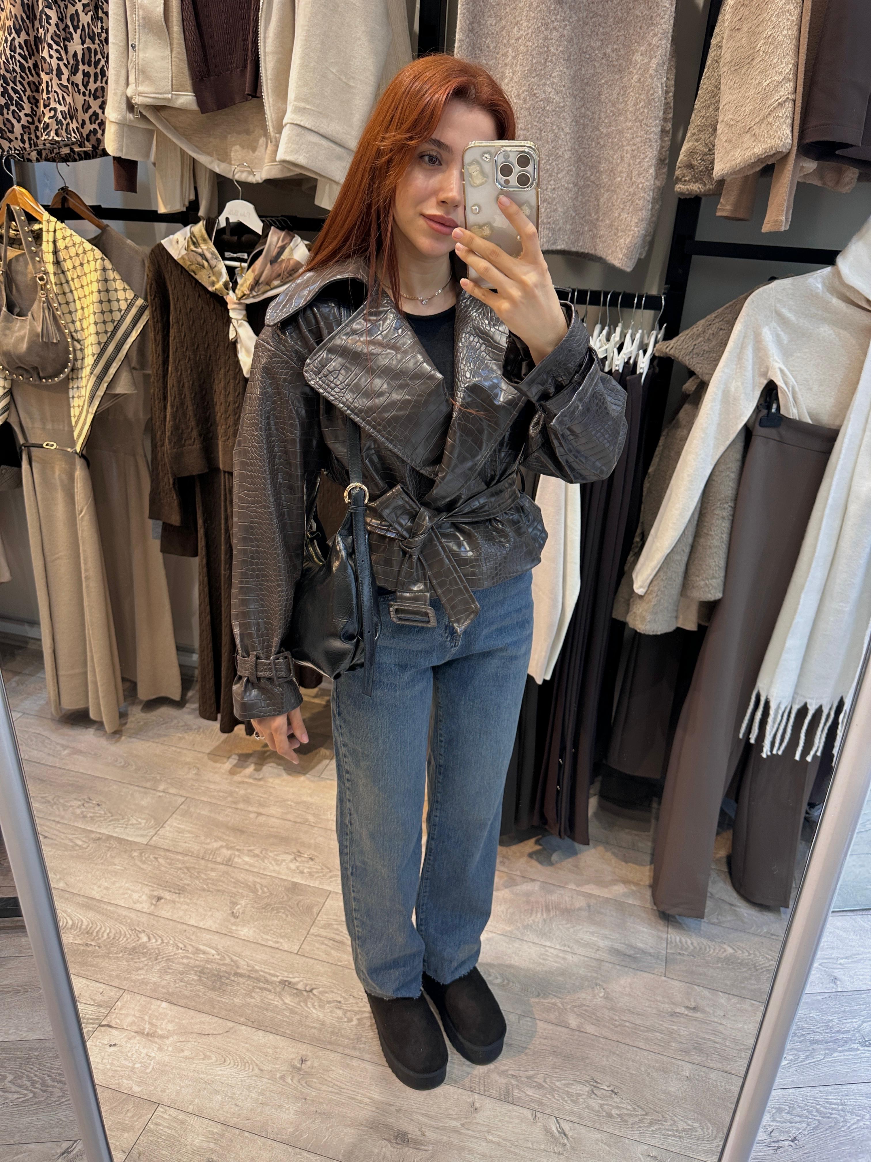 KATE KUŞAKLI DERİ CEKET