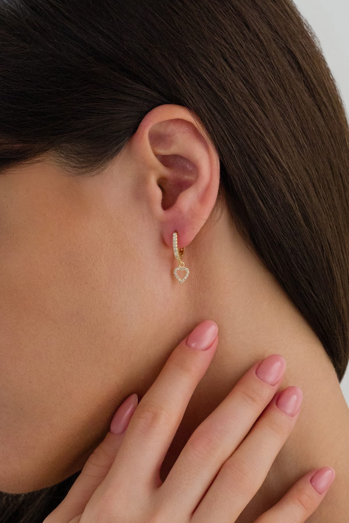 Zirkon Taşlı Işıltılı Kalp Sallantılı Gold 925 Ayar Gümüş Halka Küpe 0 image