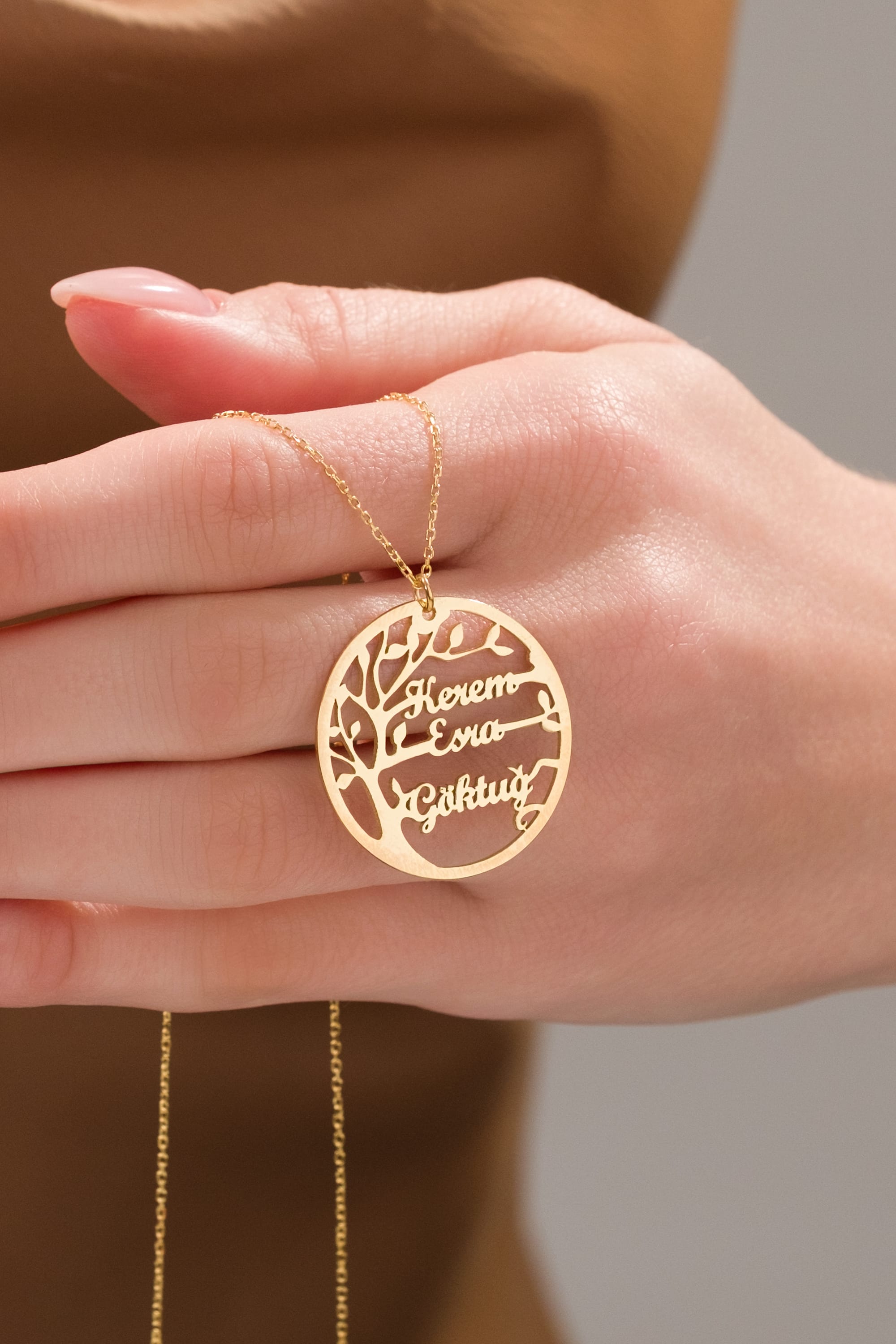 925 Ayar Gümüş Kişiye Özel Hayat Ağacı İsimli Aile Kolye 0 image