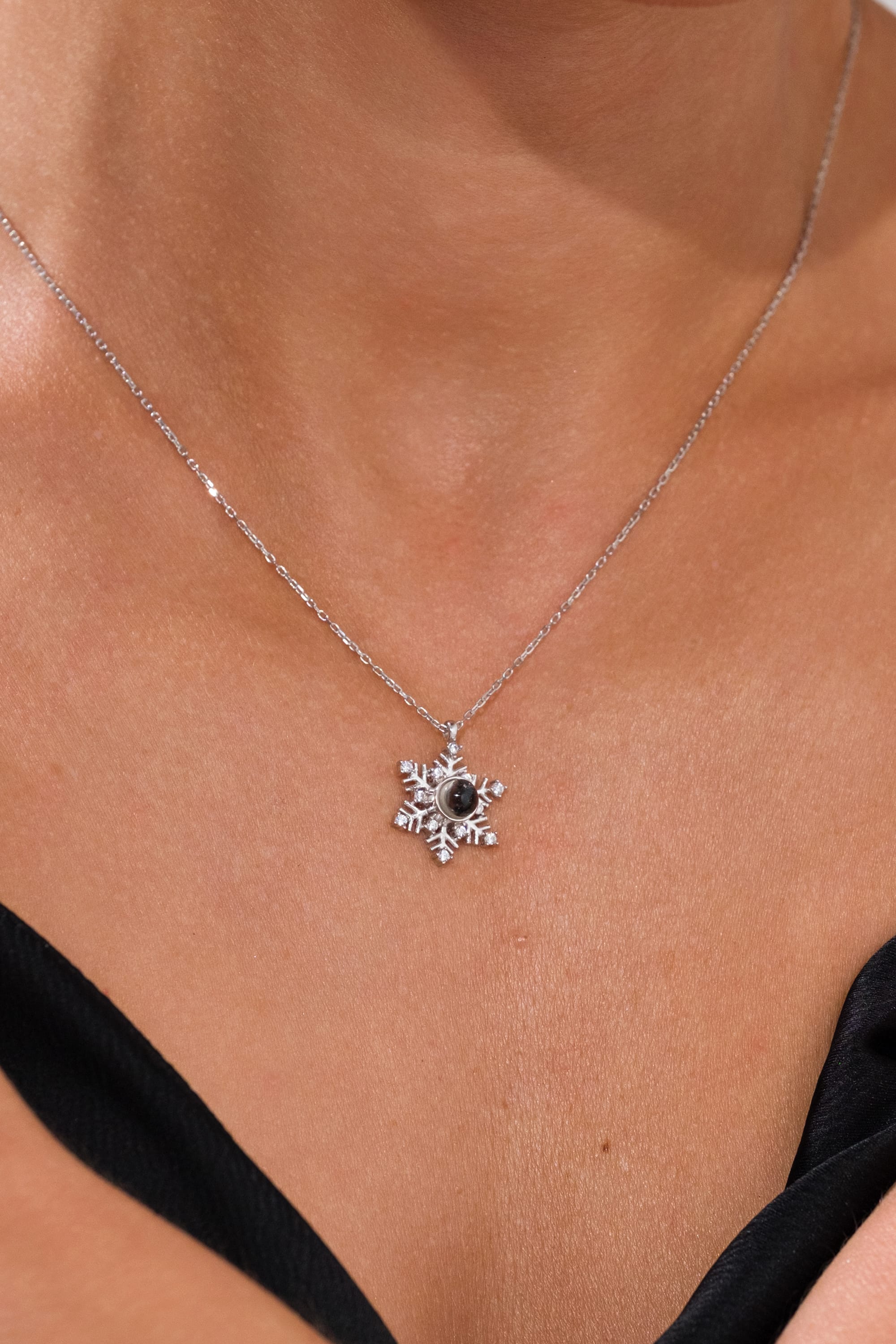 925 Ayar Gümüş 100 Dilde Seni Seviyorum Kar Tanesi Kolye-Işıklı Kutuda 0 image