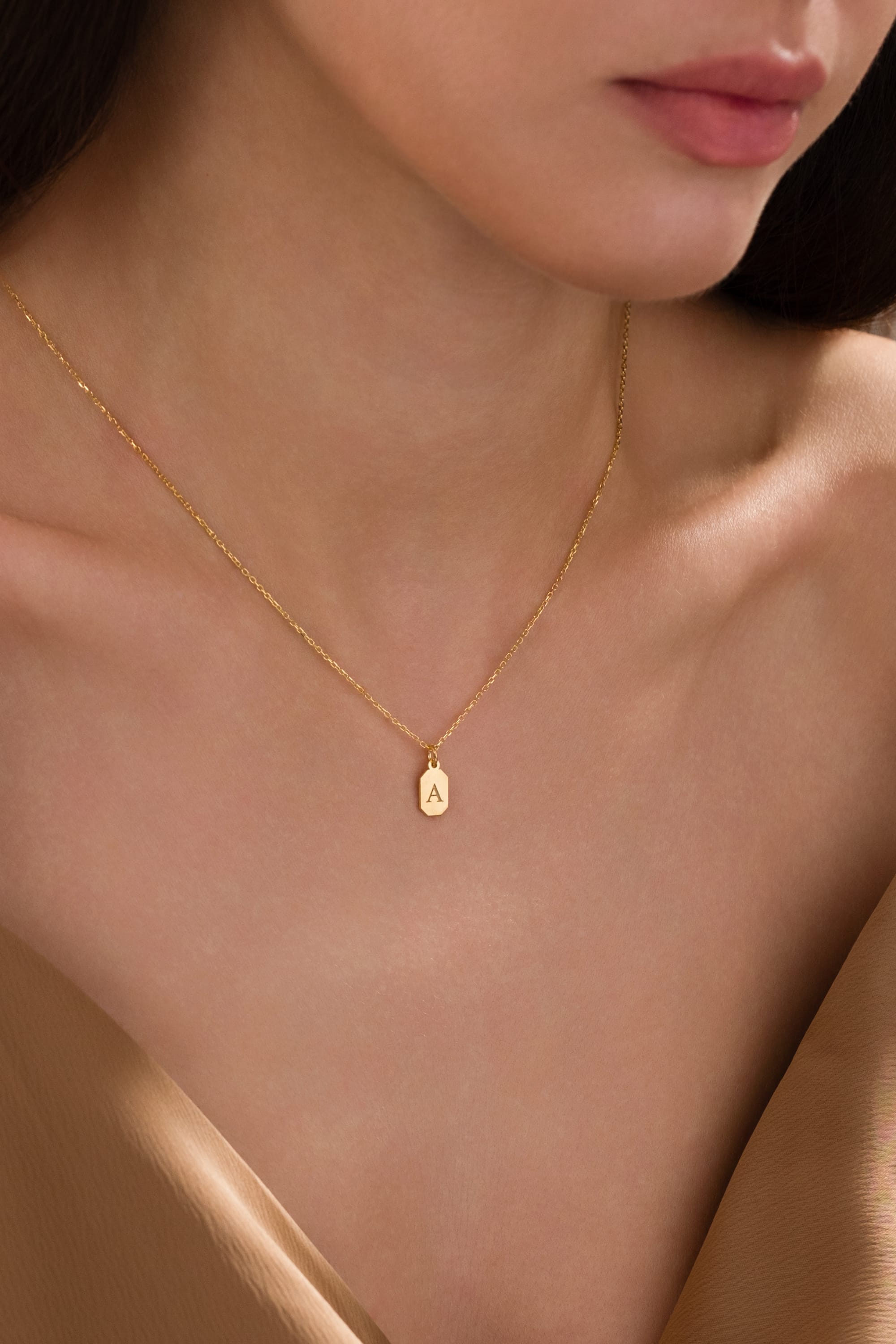 925 Ayar Gümüş Harfli Lazer Kazıma Kolye 0 image